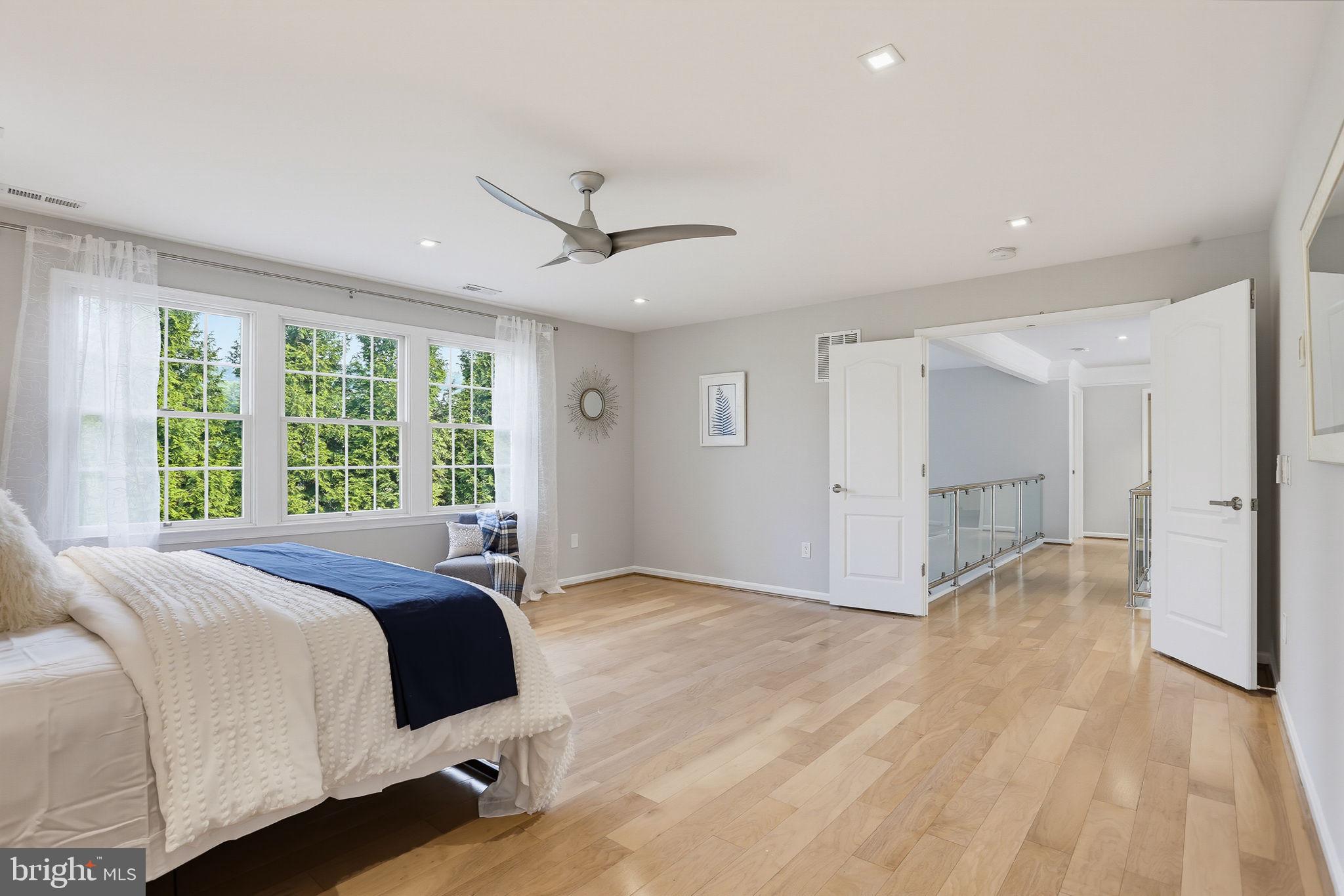 CLARKS GLEN - Residential