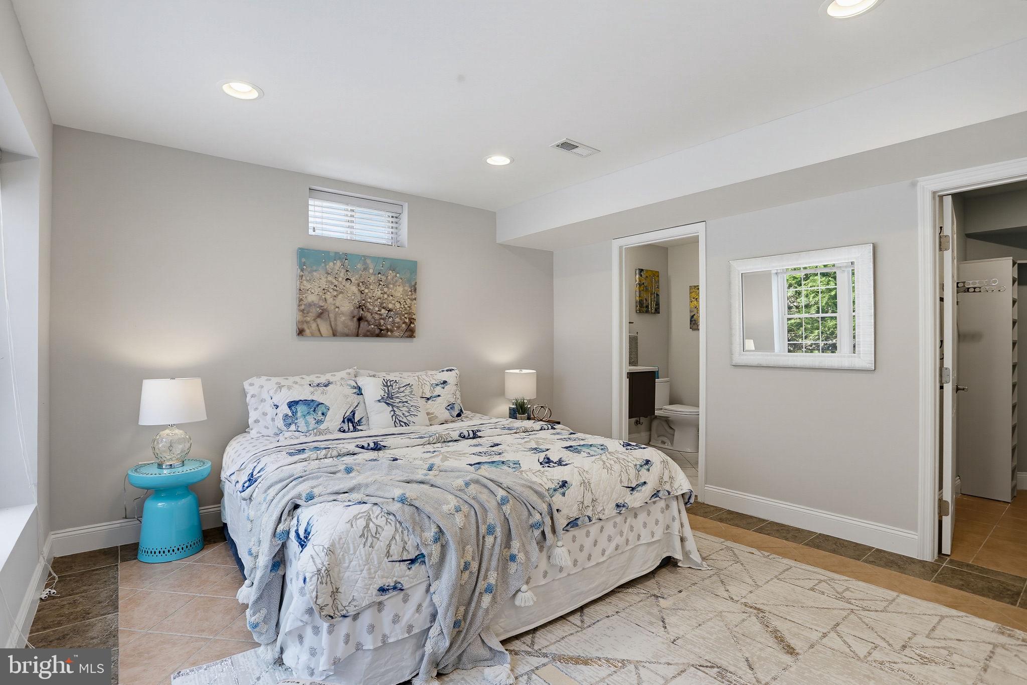 CLARKS GLEN - Residential