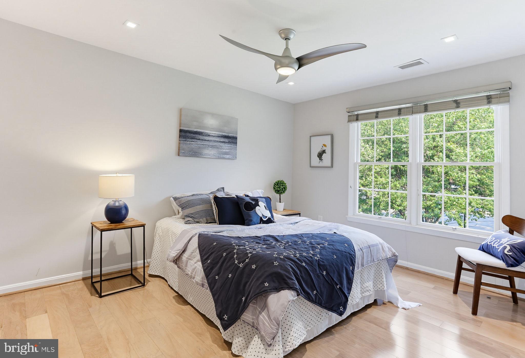 CLARKS GLEN - Residential