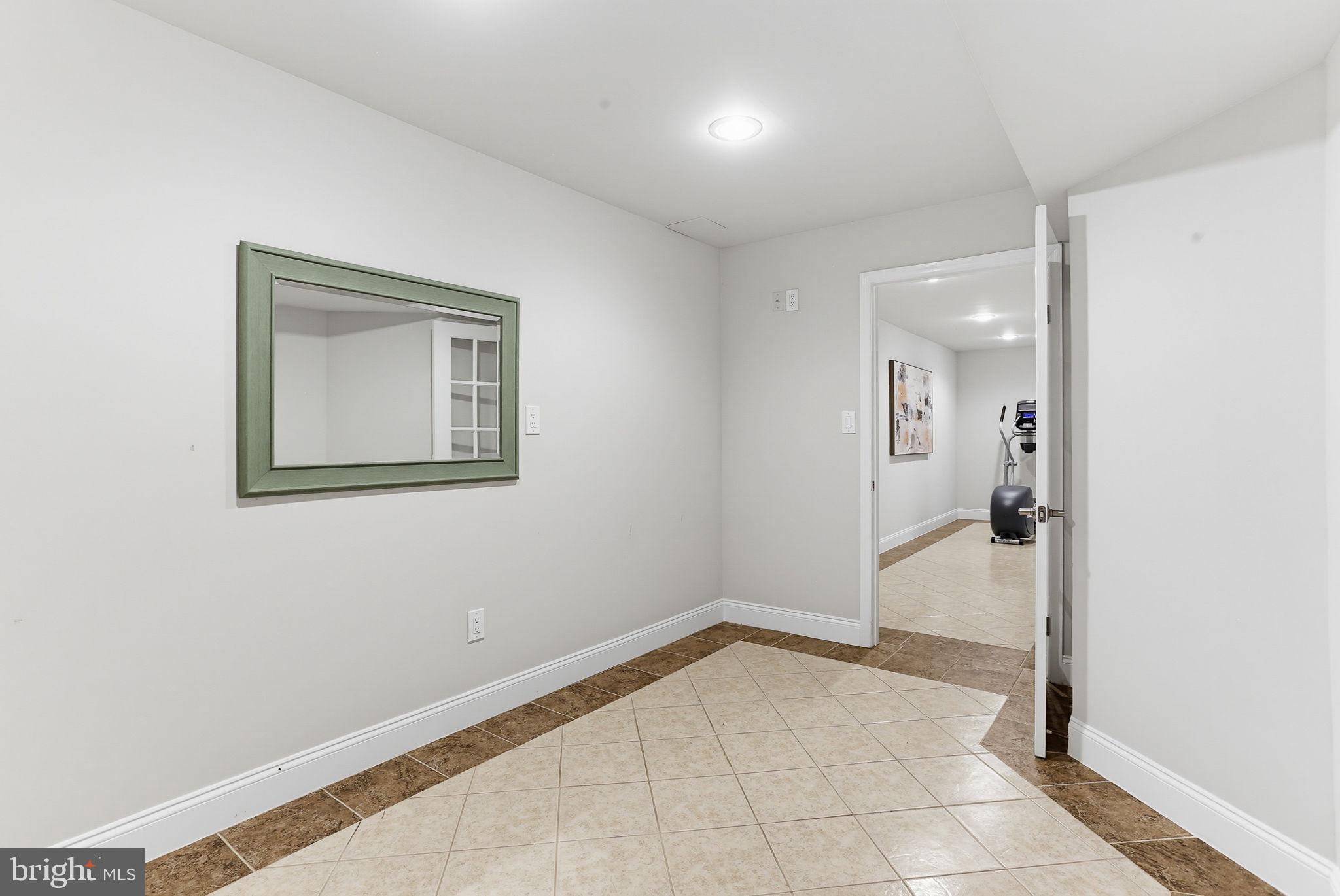 CLARKS GLEN - Residential