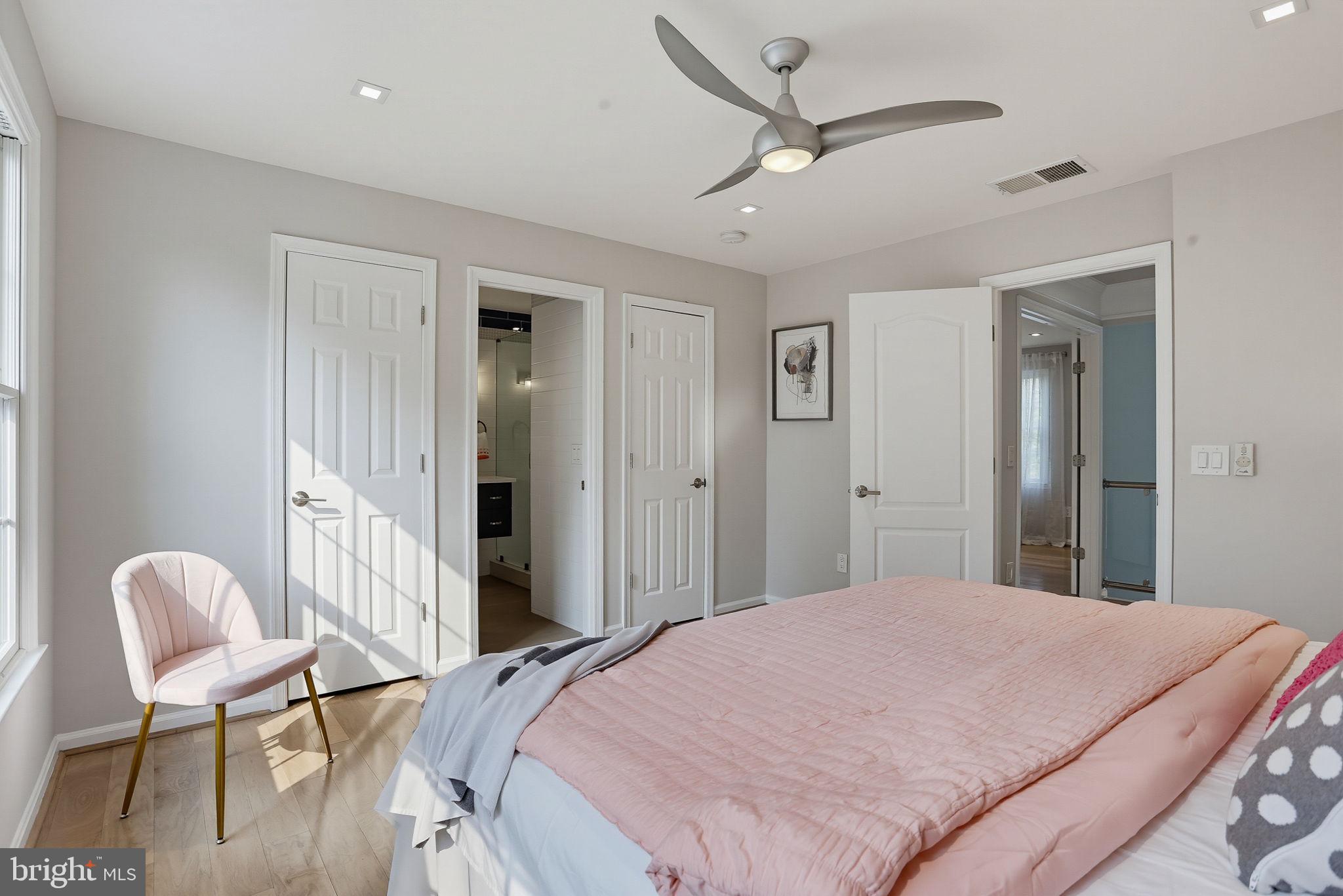 CLARKS GLEN - Residential