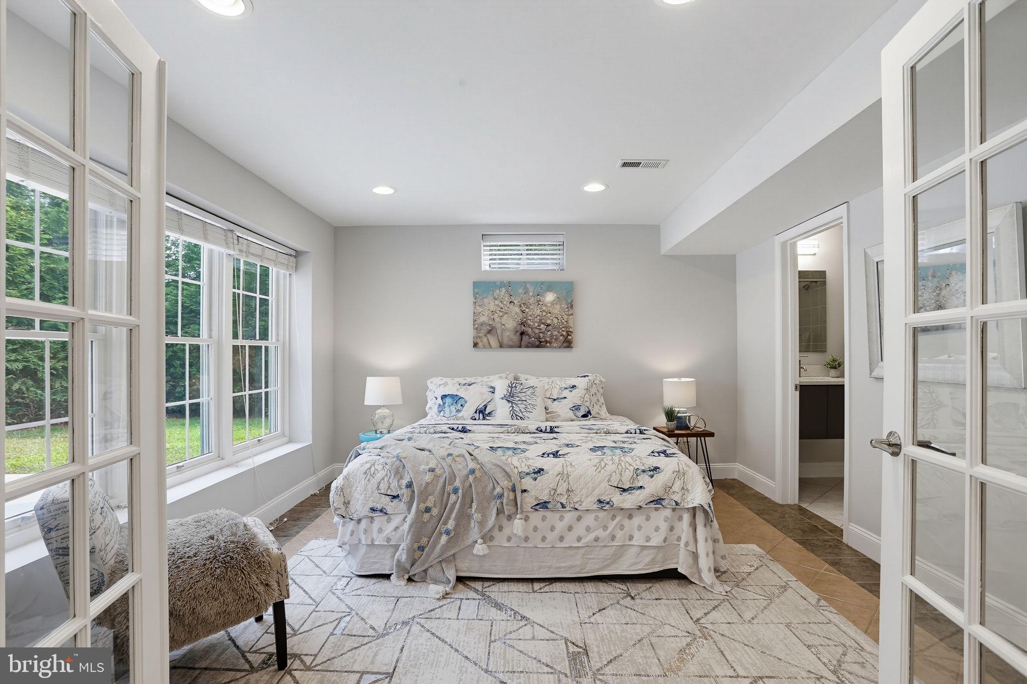 CLARKS GLEN - Residential