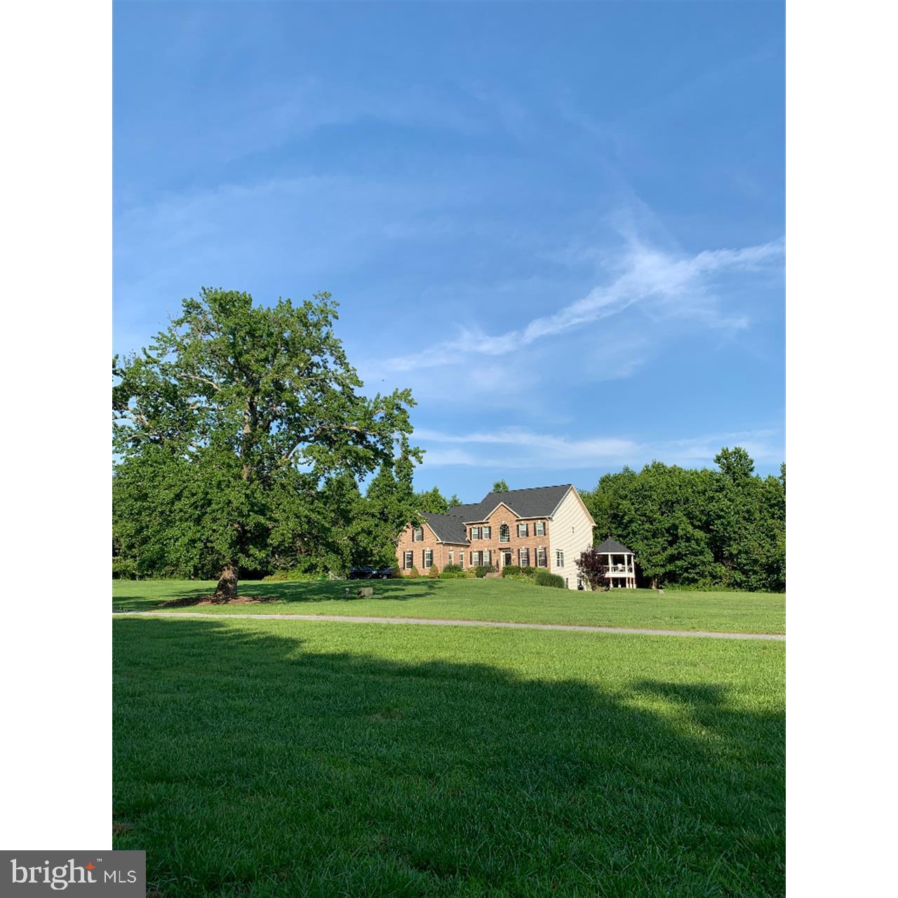 ISLAND CREEK WOODS - Residential