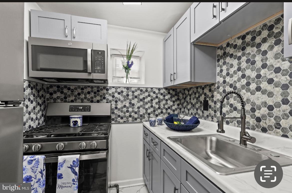 FRANKFORD - Residential