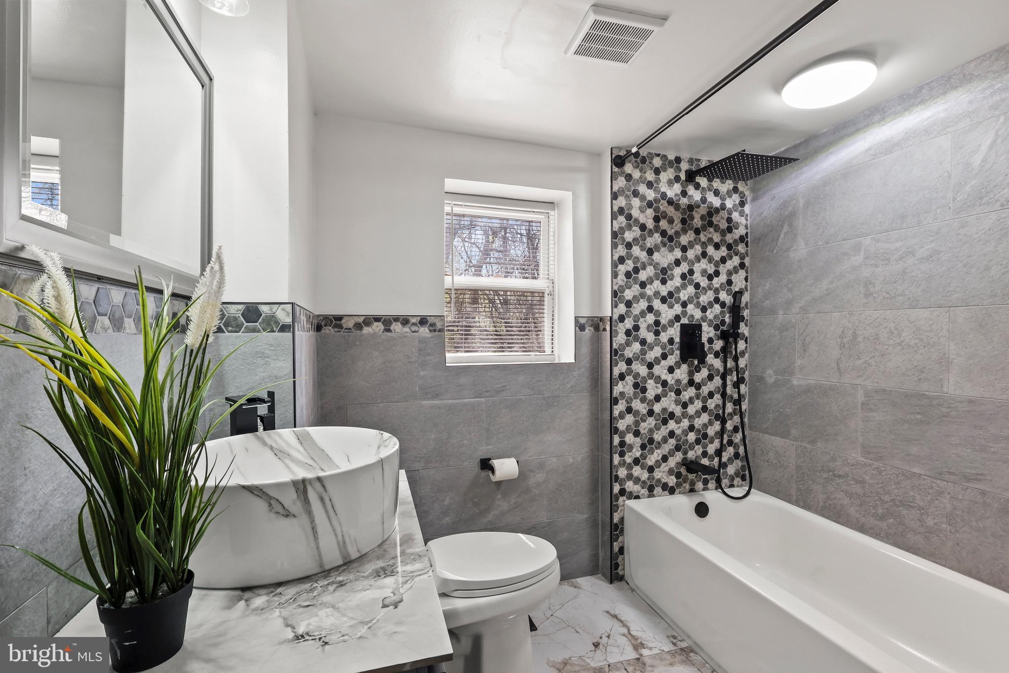 FRANKFORD - Residential