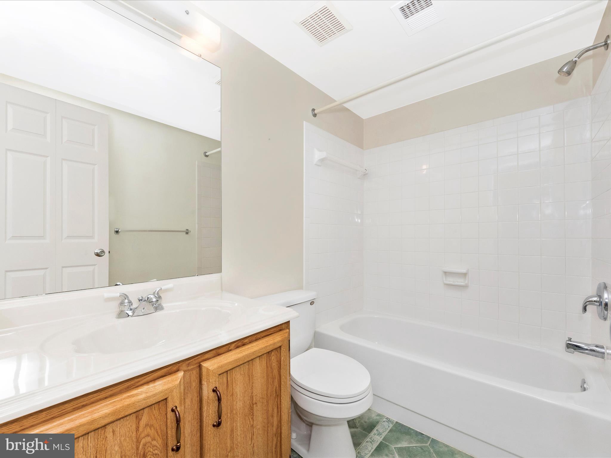 KINGS CONTRIVANCE - Residential