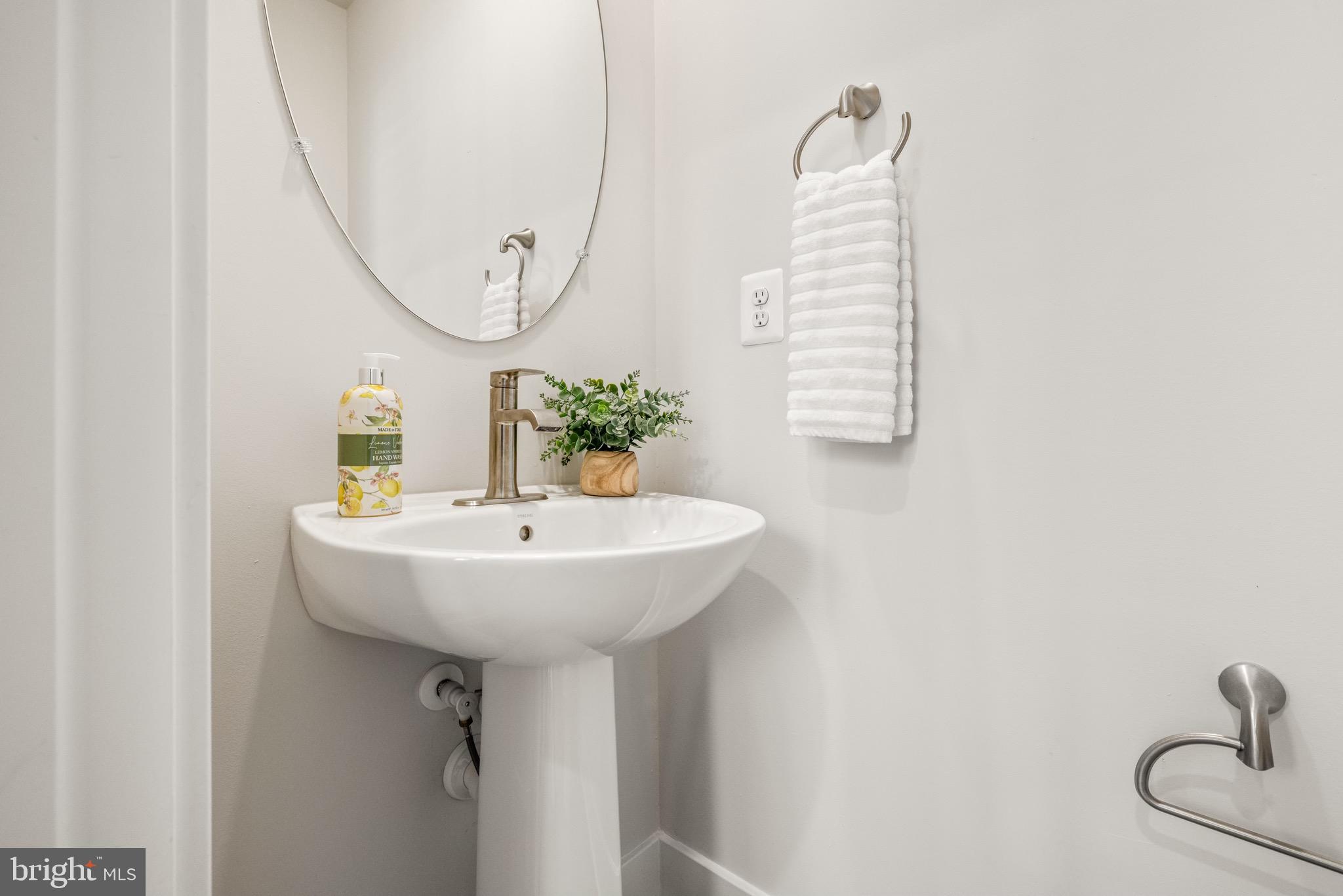 TANYARD SHORES - Residential