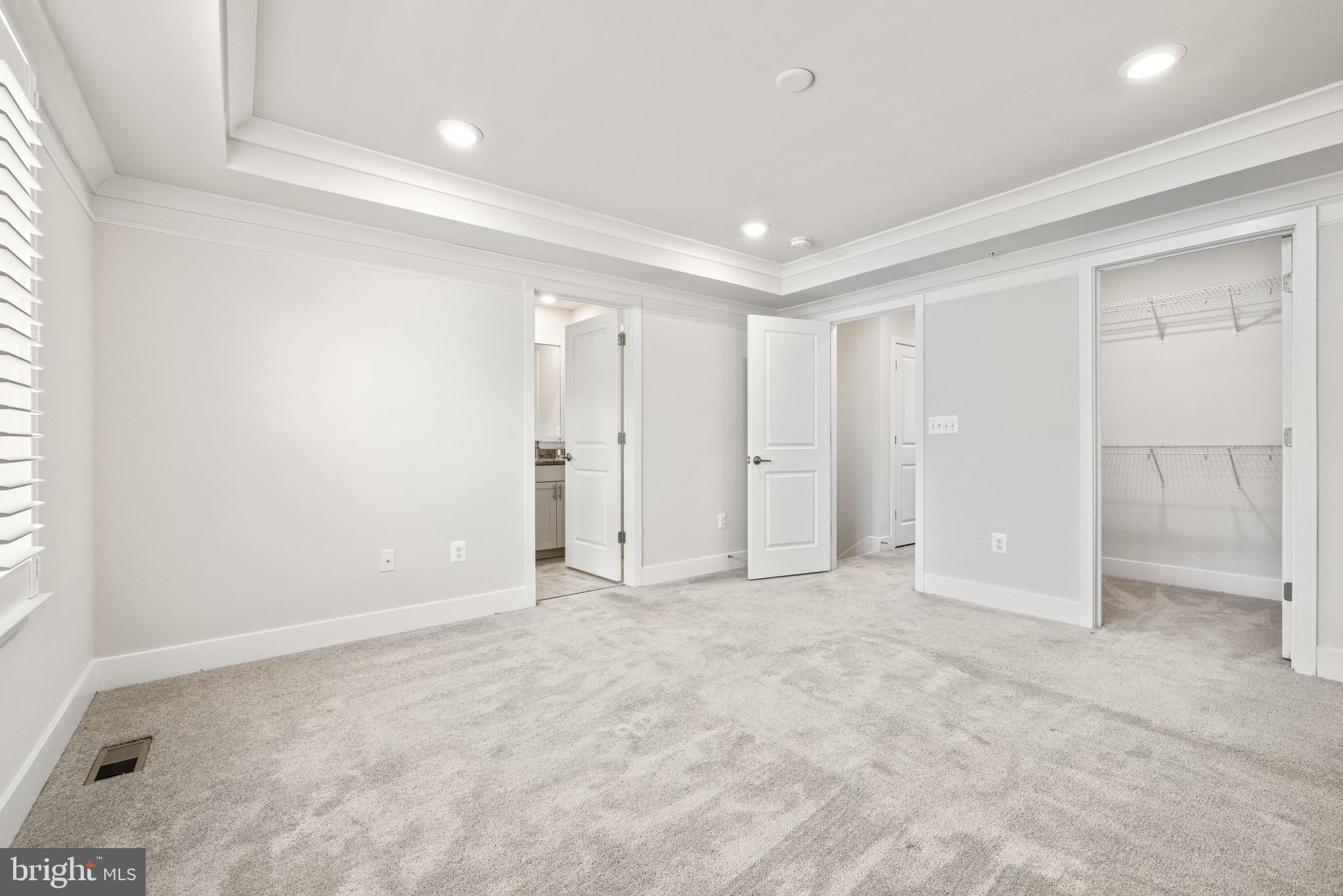 TANYARD SHORES - Residential