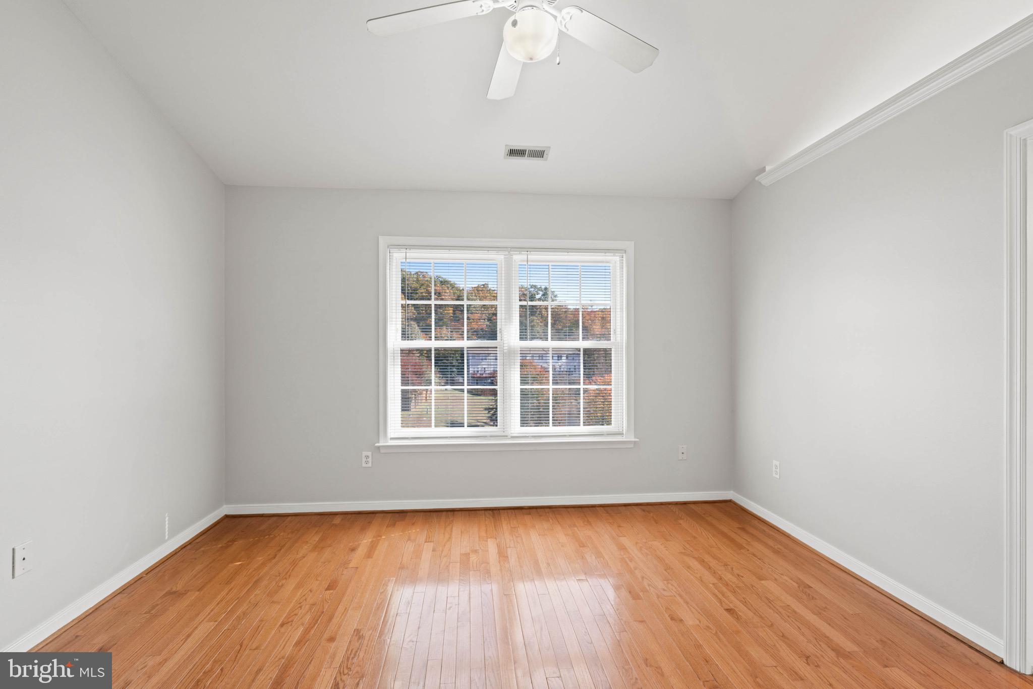 STONE RIVER - Residential Lease