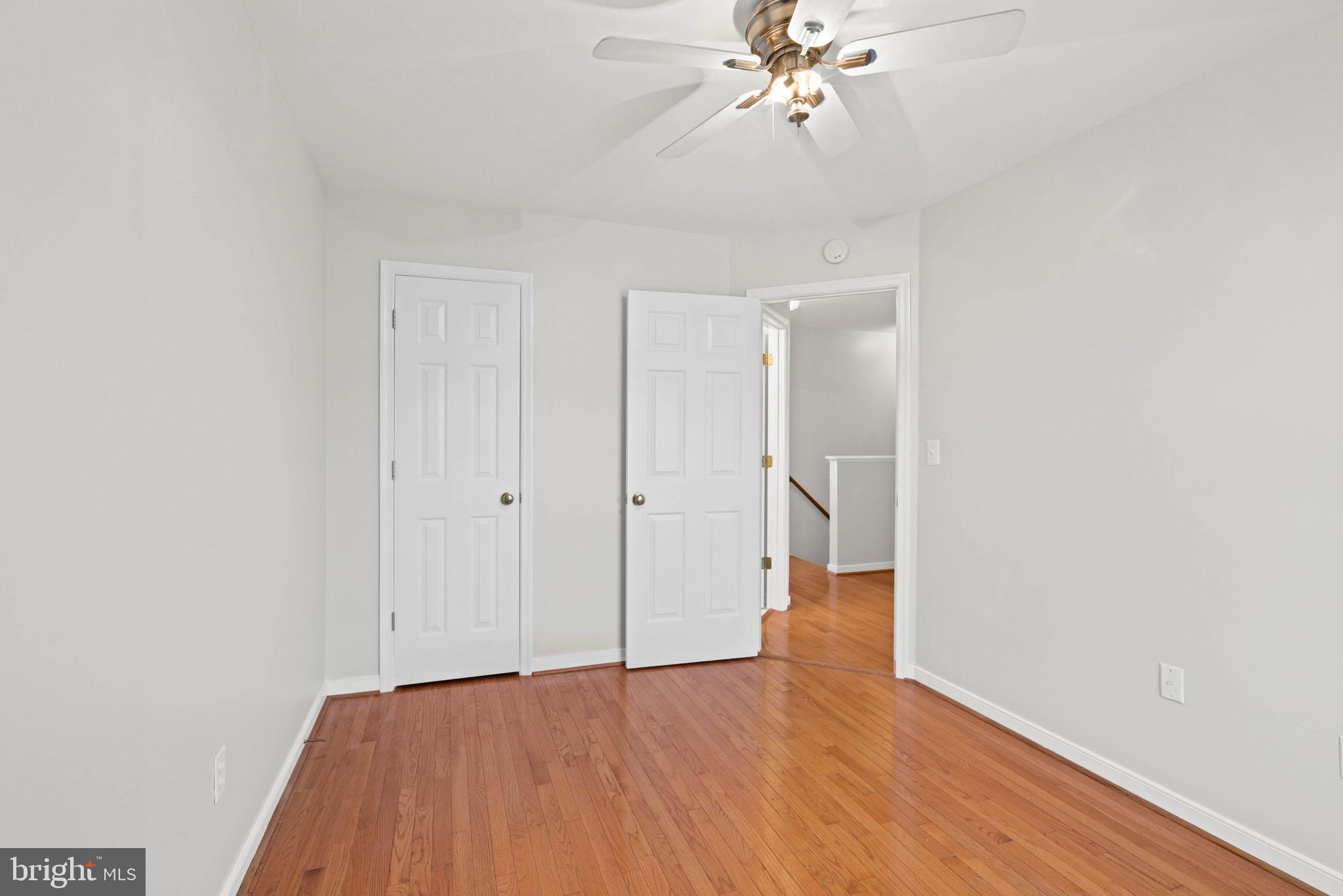 STONE RIVER - Residential Lease