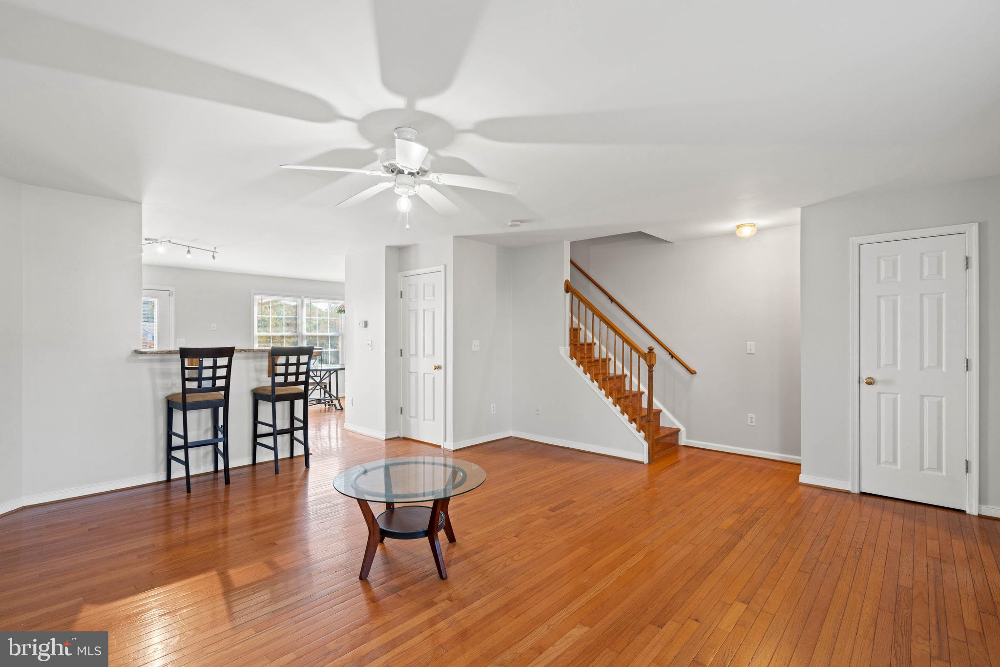 STONE RIVER - Residential Lease