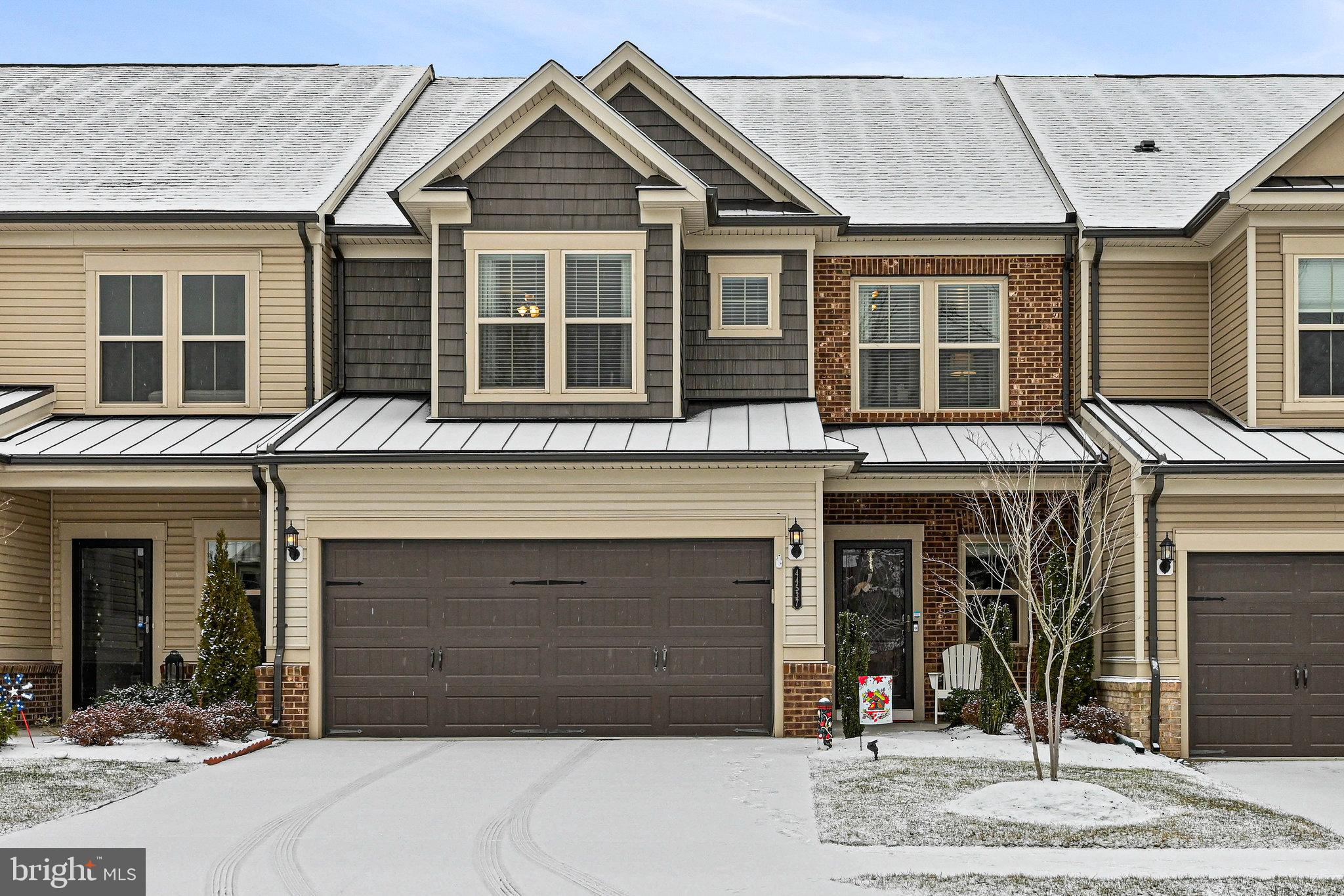 LEXINGTON 7 - Residential