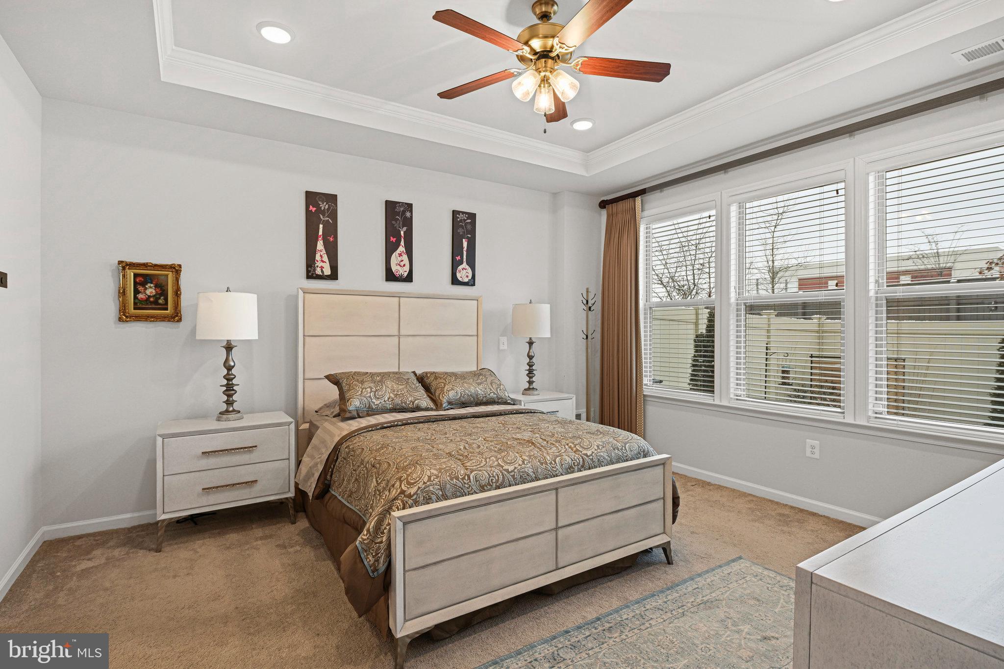 LEXINGTON 7 - Residential