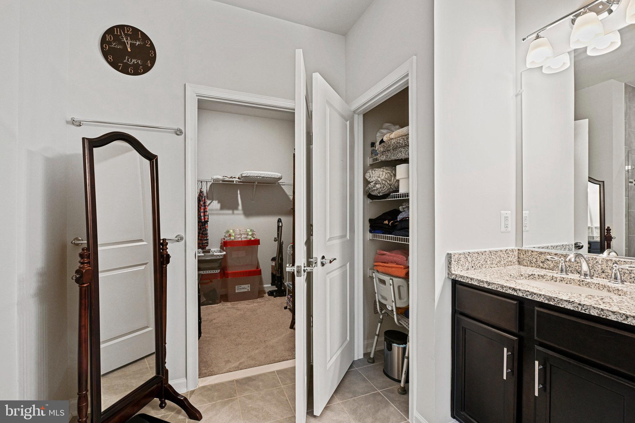 LEXINGTON 7 - Residential