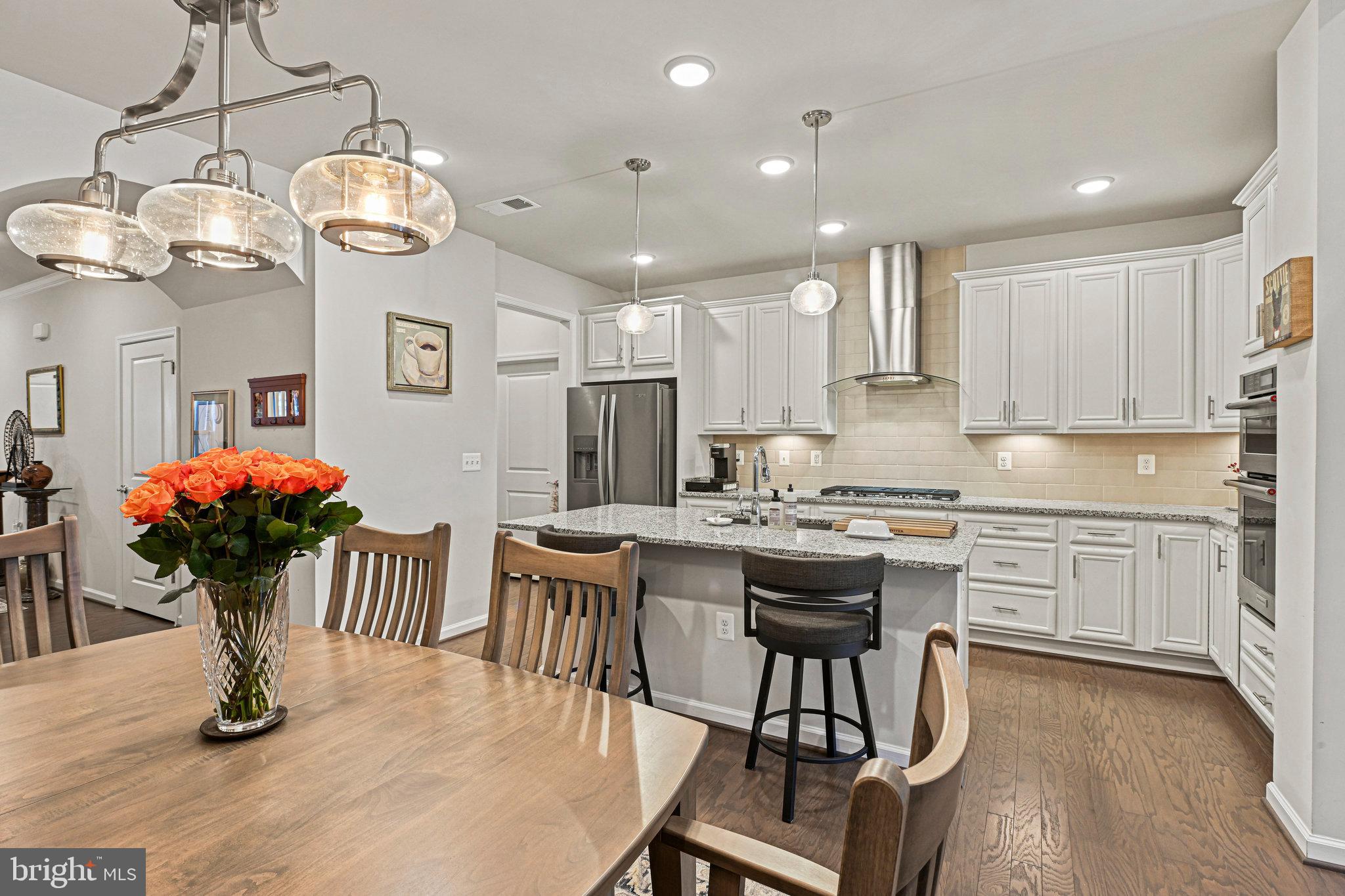 LEXINGTON 7 - Residential