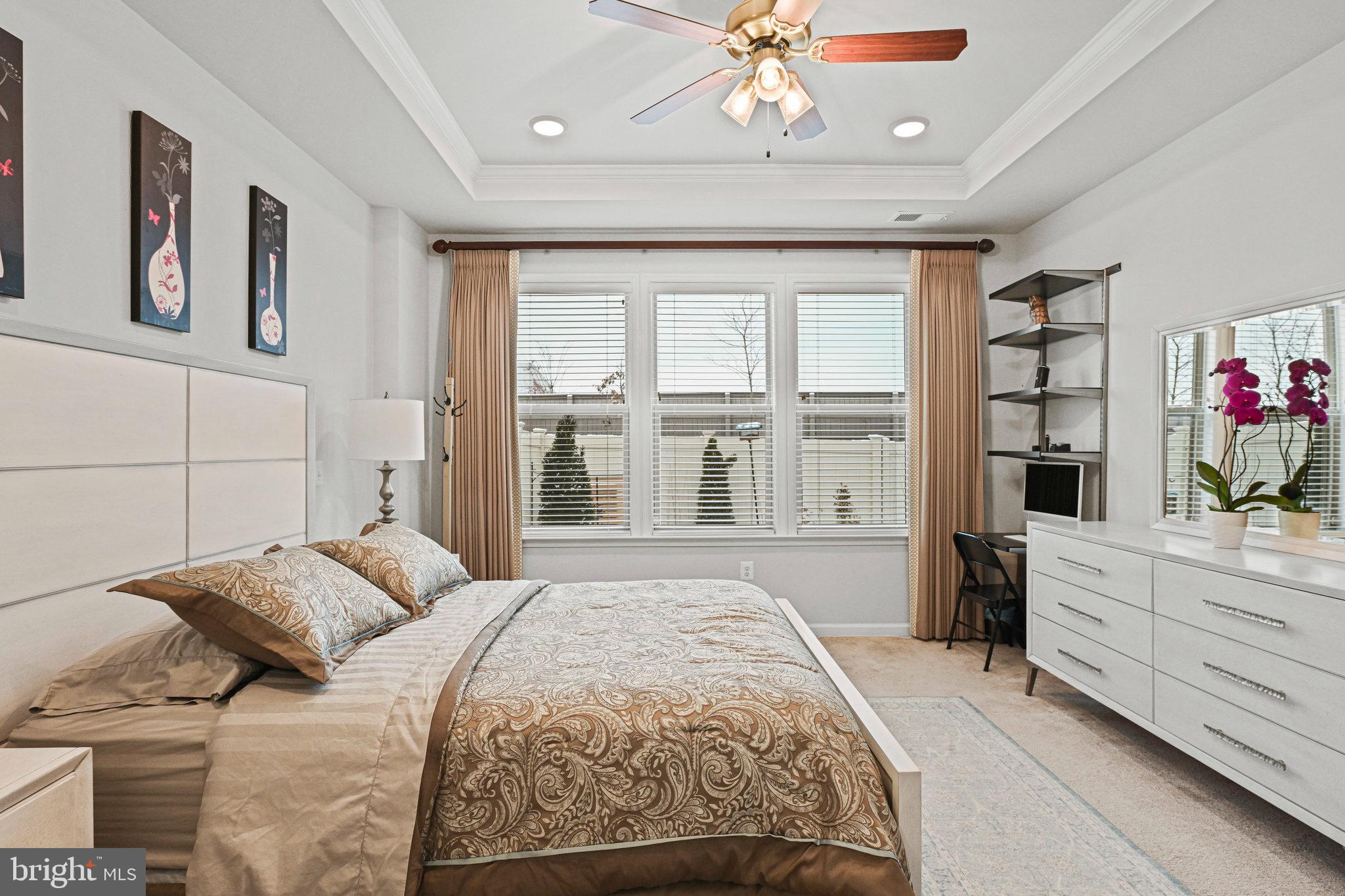 LEXINGTON 7 - Residential