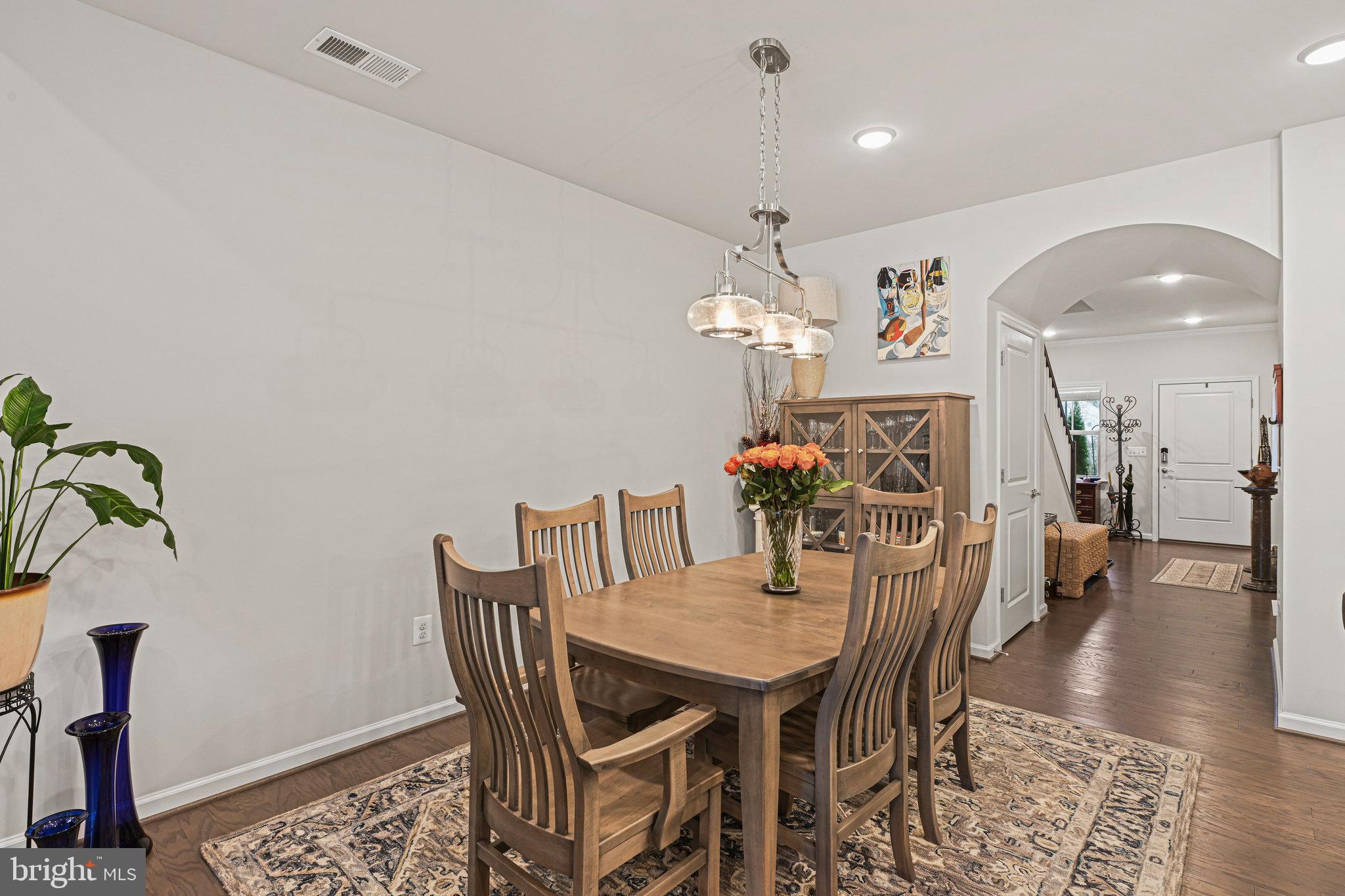 LEXINGTON 7 - Residential