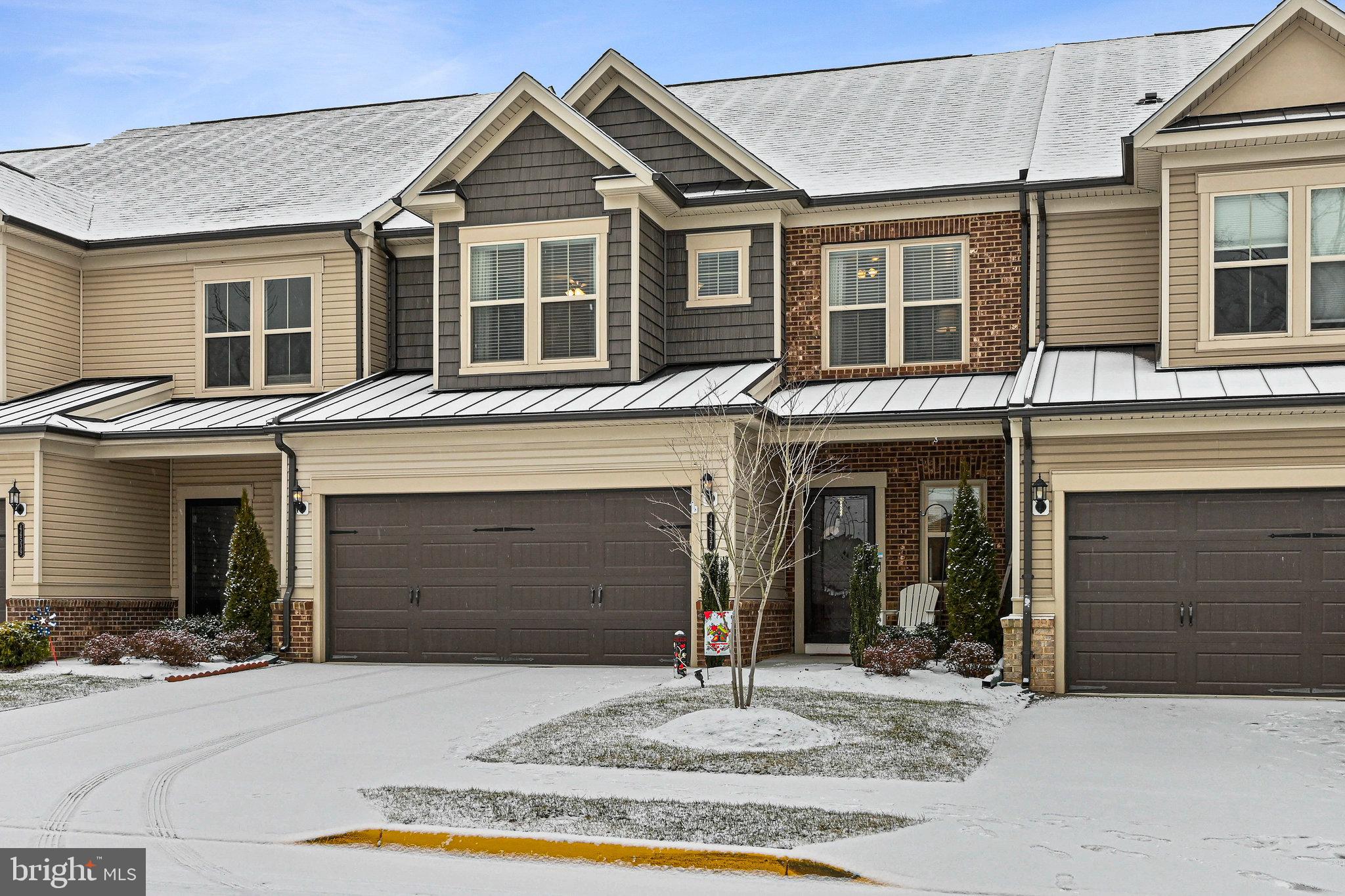 LEXINGTON 7 - Residential