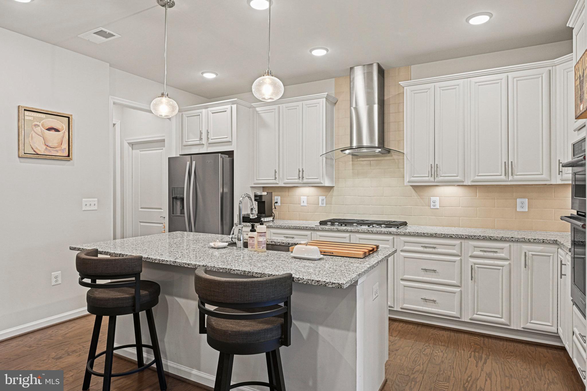 LEXINGTON 7 - Residential