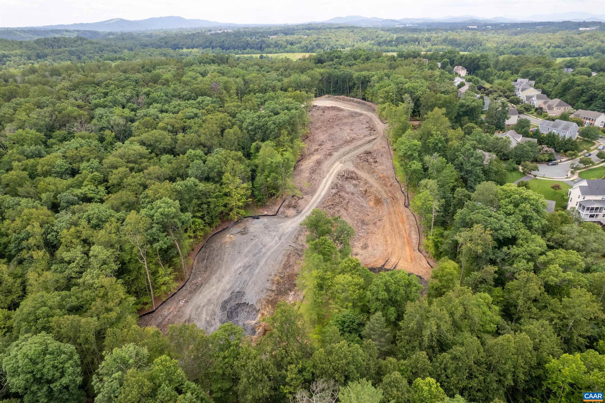 MONTGOMERY RIDGE - Residential