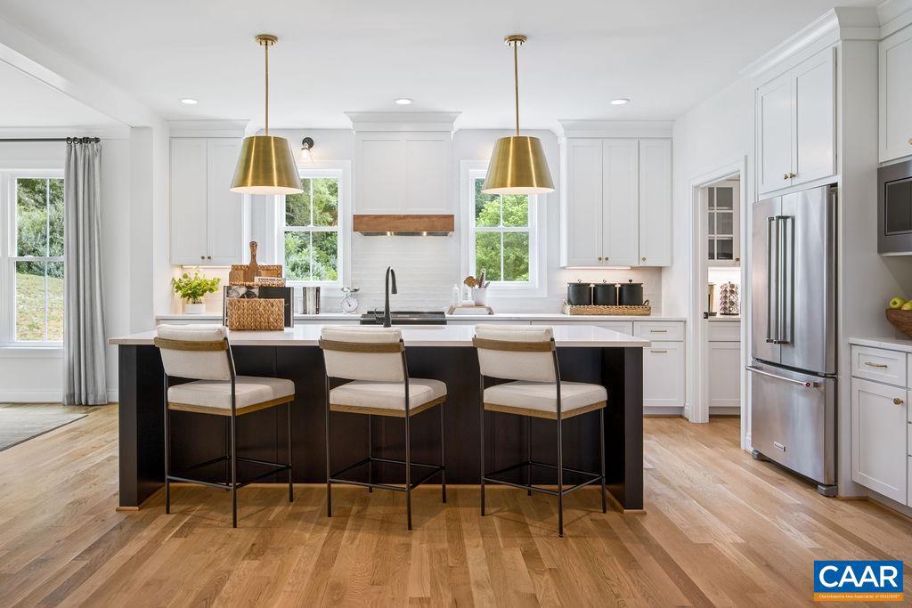 MONTGOMERY RIDGE - Residential