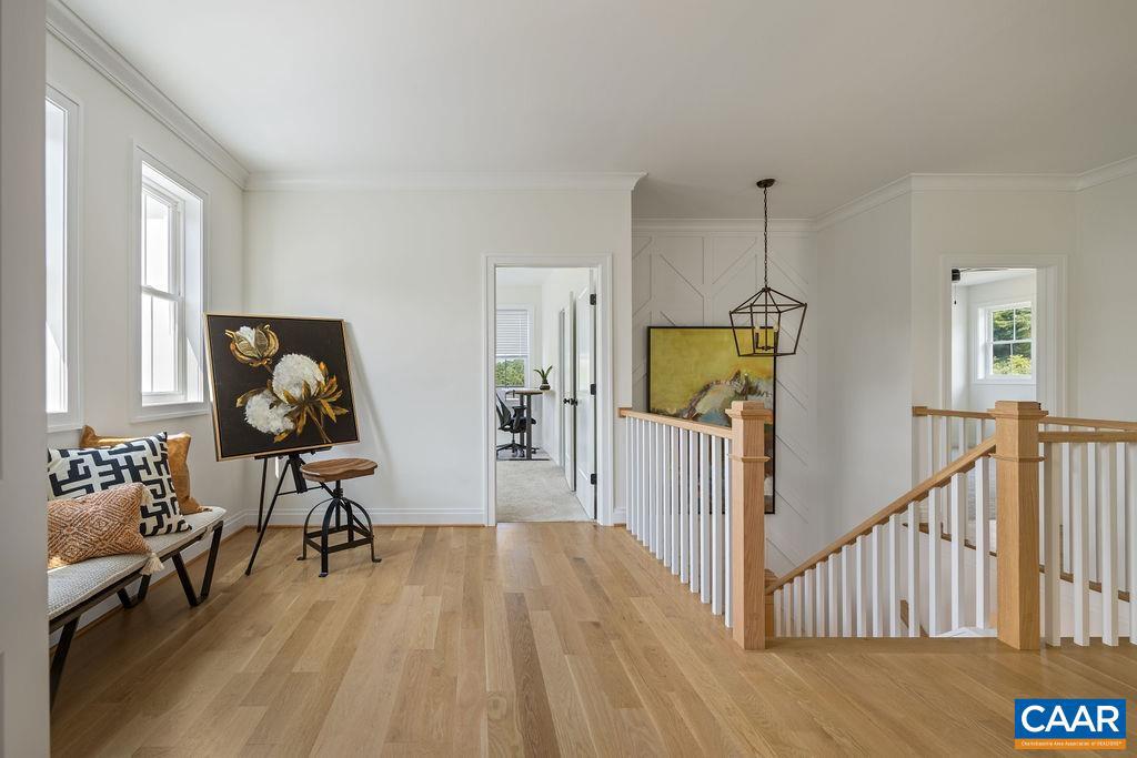MONTGOMERY RIDGE - Residential