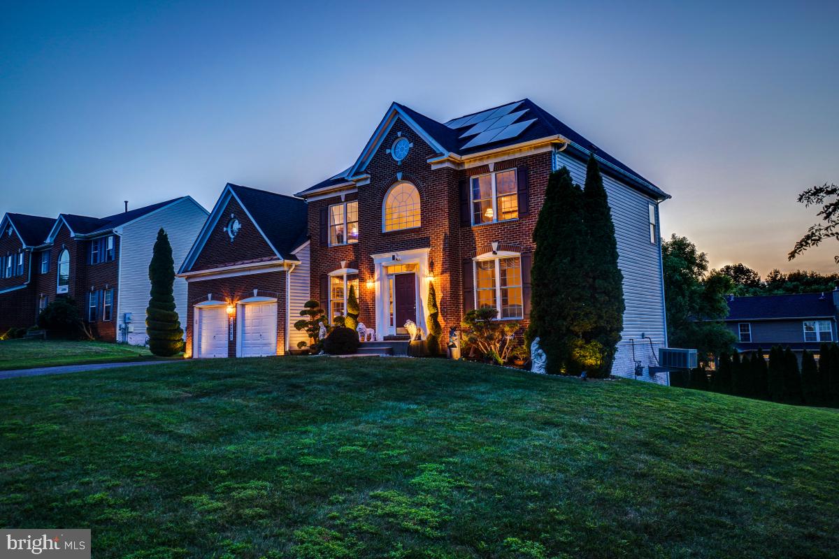 HOYLES MILL VILLAGE - Residential
