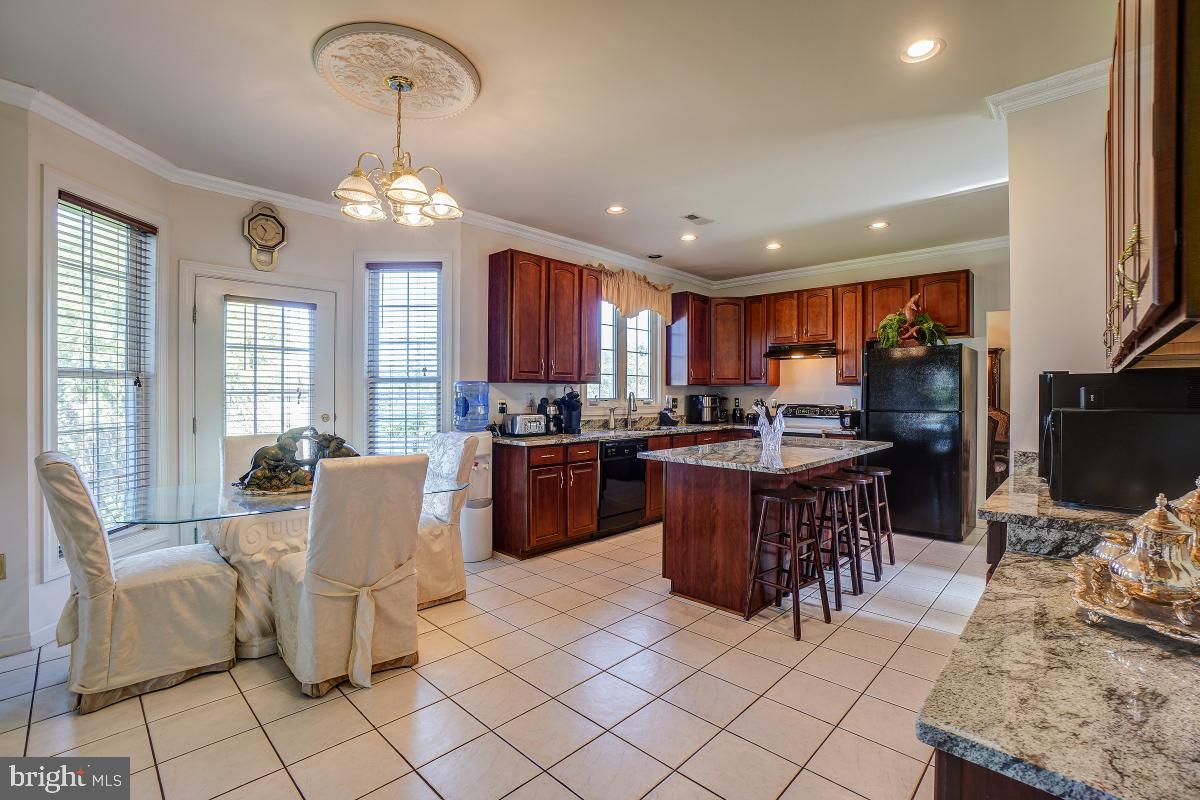 HOYLES MILL VILLAGE - Residential