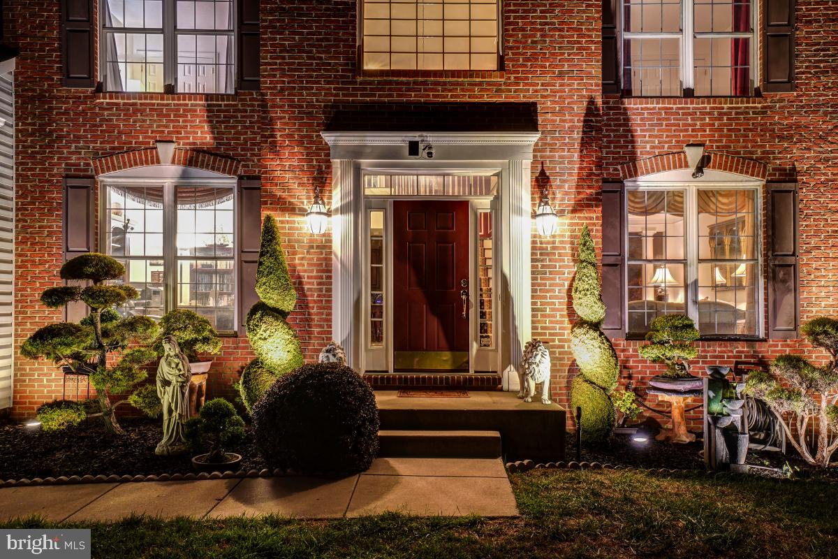 HOYLES MILL VILLAGE - Residential