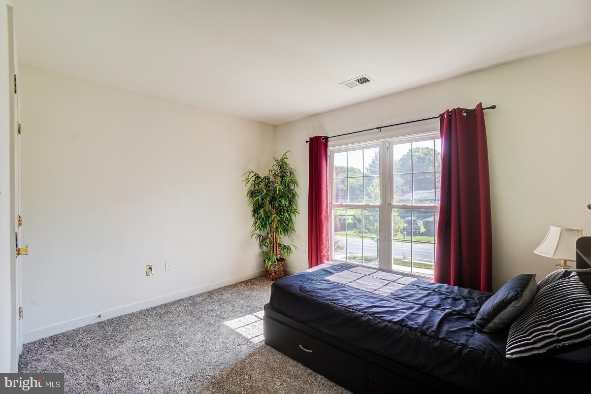 HOYLES MILL VILLAGE - Residential