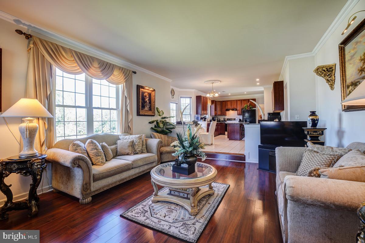 HOYLES MILL VILLAGE - Residential