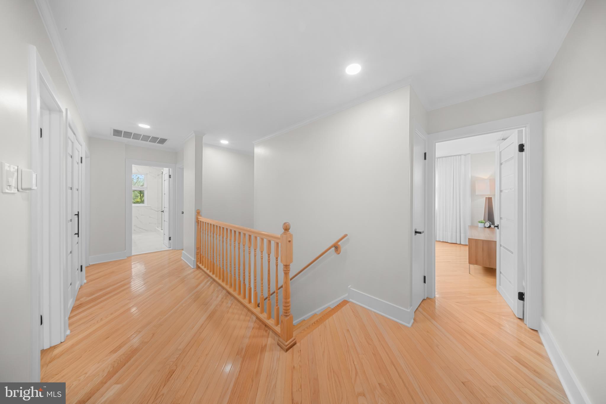HUNTINGDON VALLEY - Residential