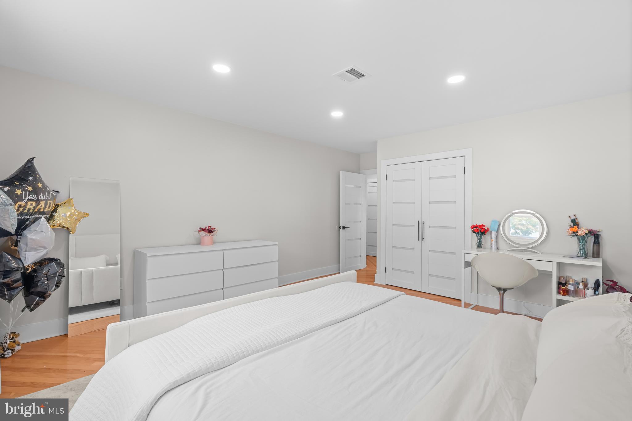 HUNTINGDON VALLEY - Residential