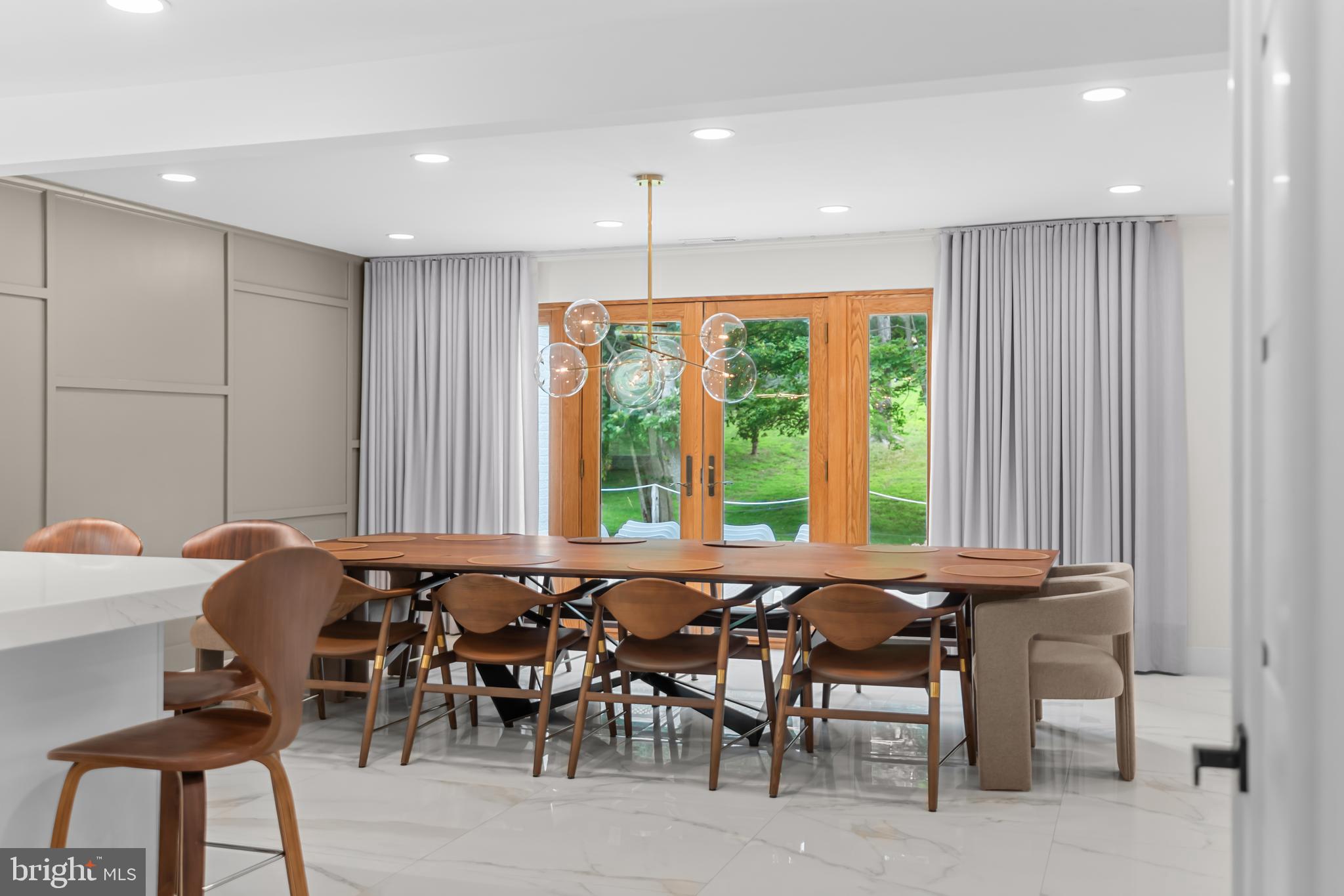 HUNTINGDON VALLEY - Residential
