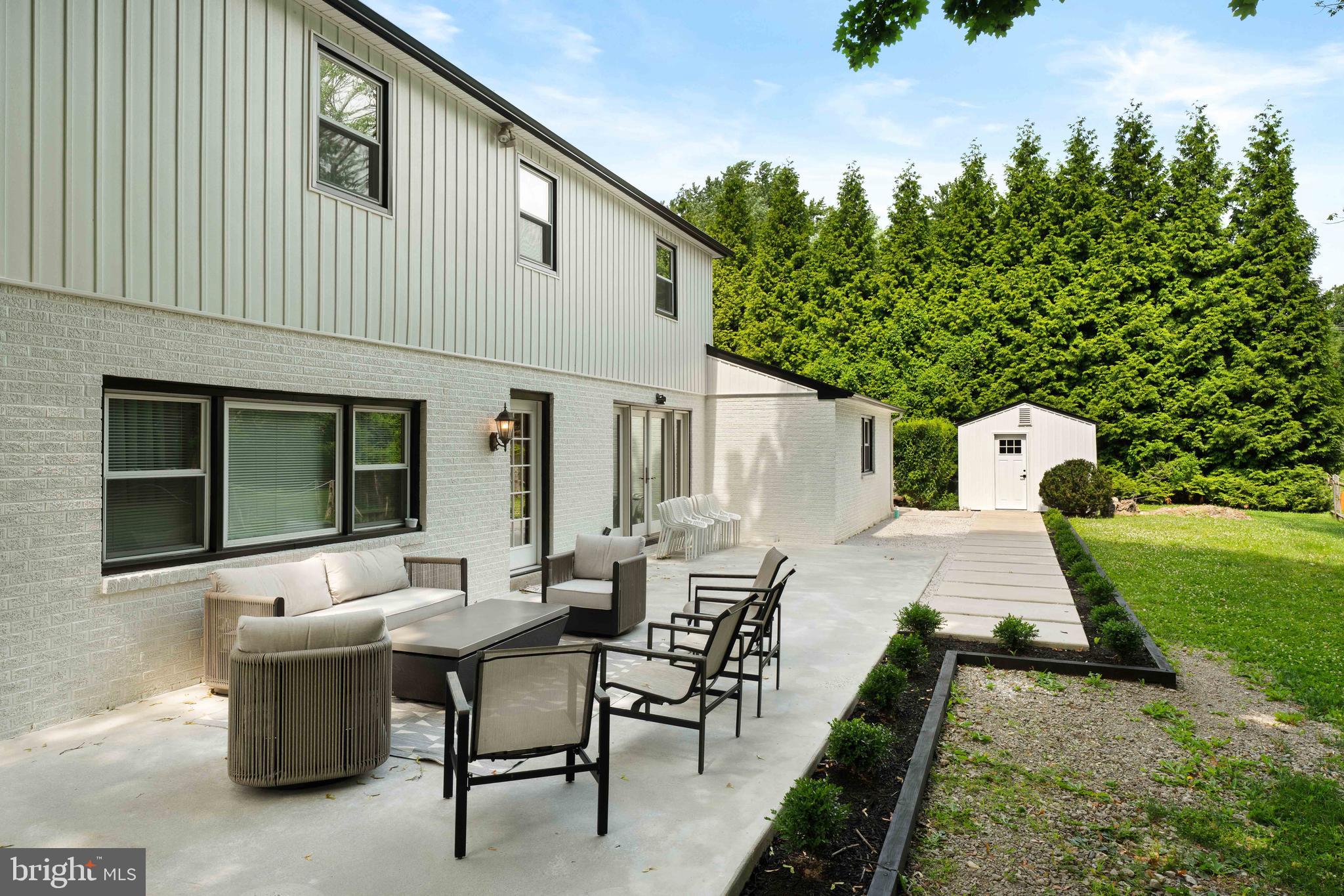 HUNTINGDON VALLEY - Residential