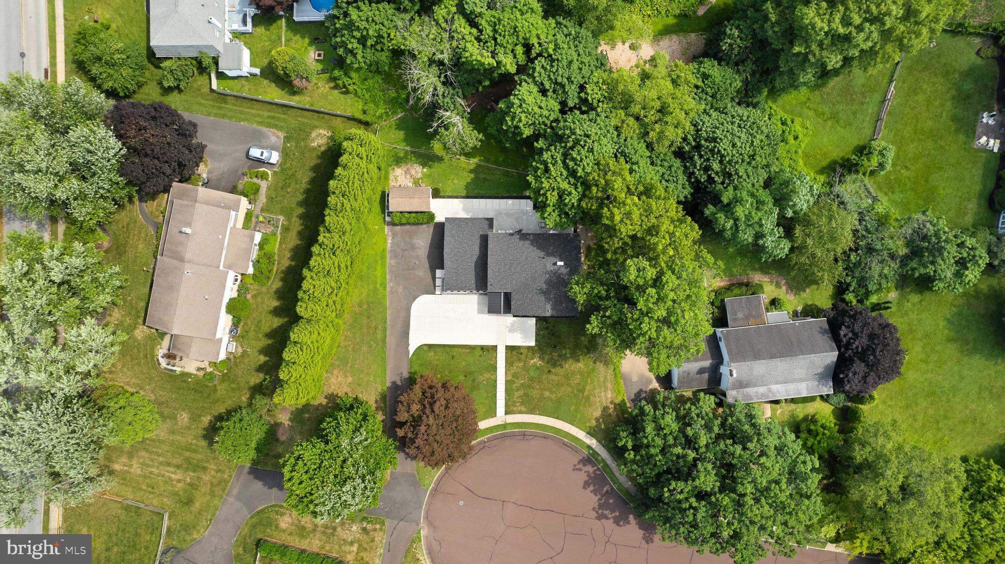 HUNTINGDON VALLEY - Residential
