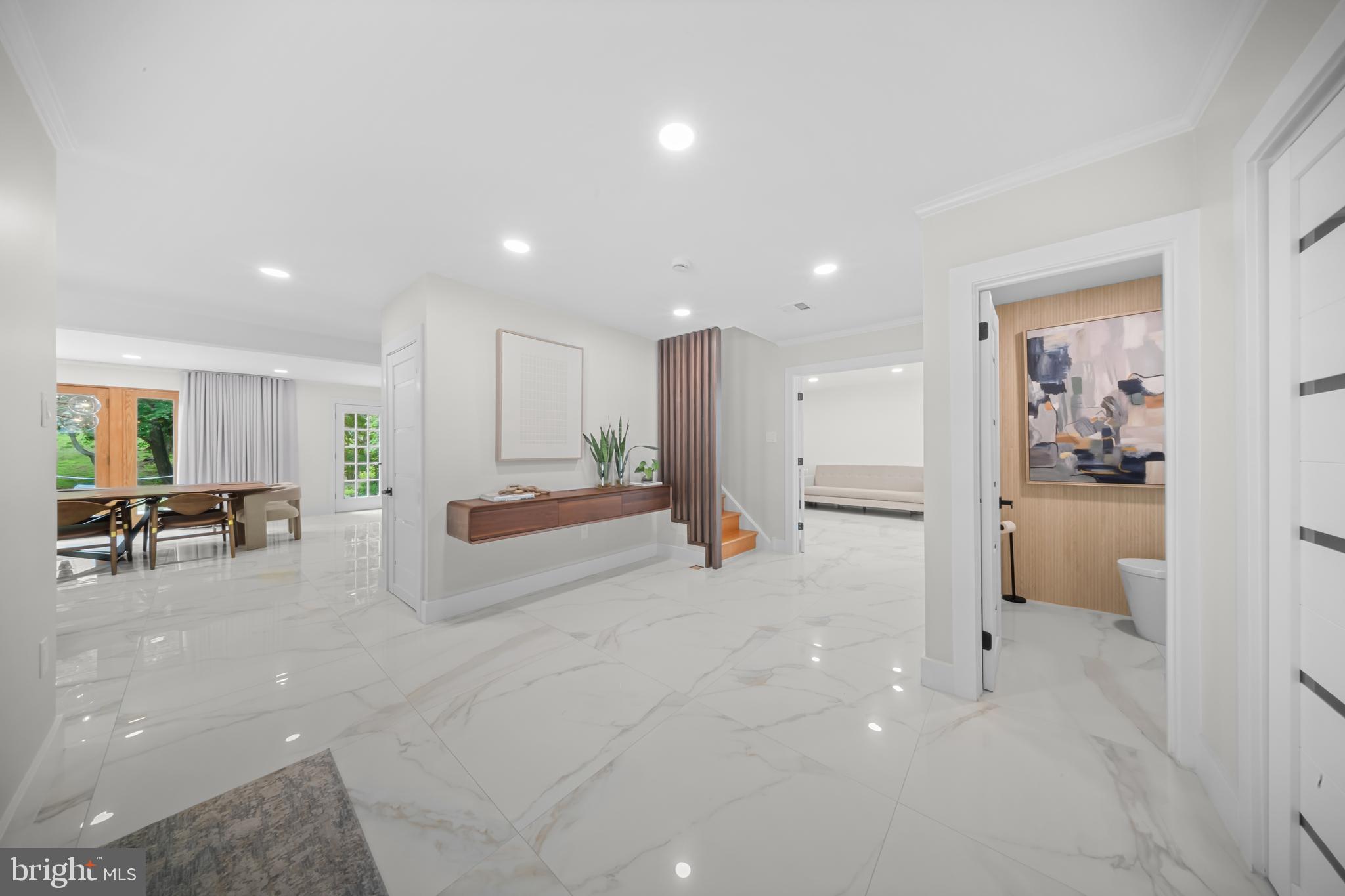 HUNTINGDON VALLEY - Residential