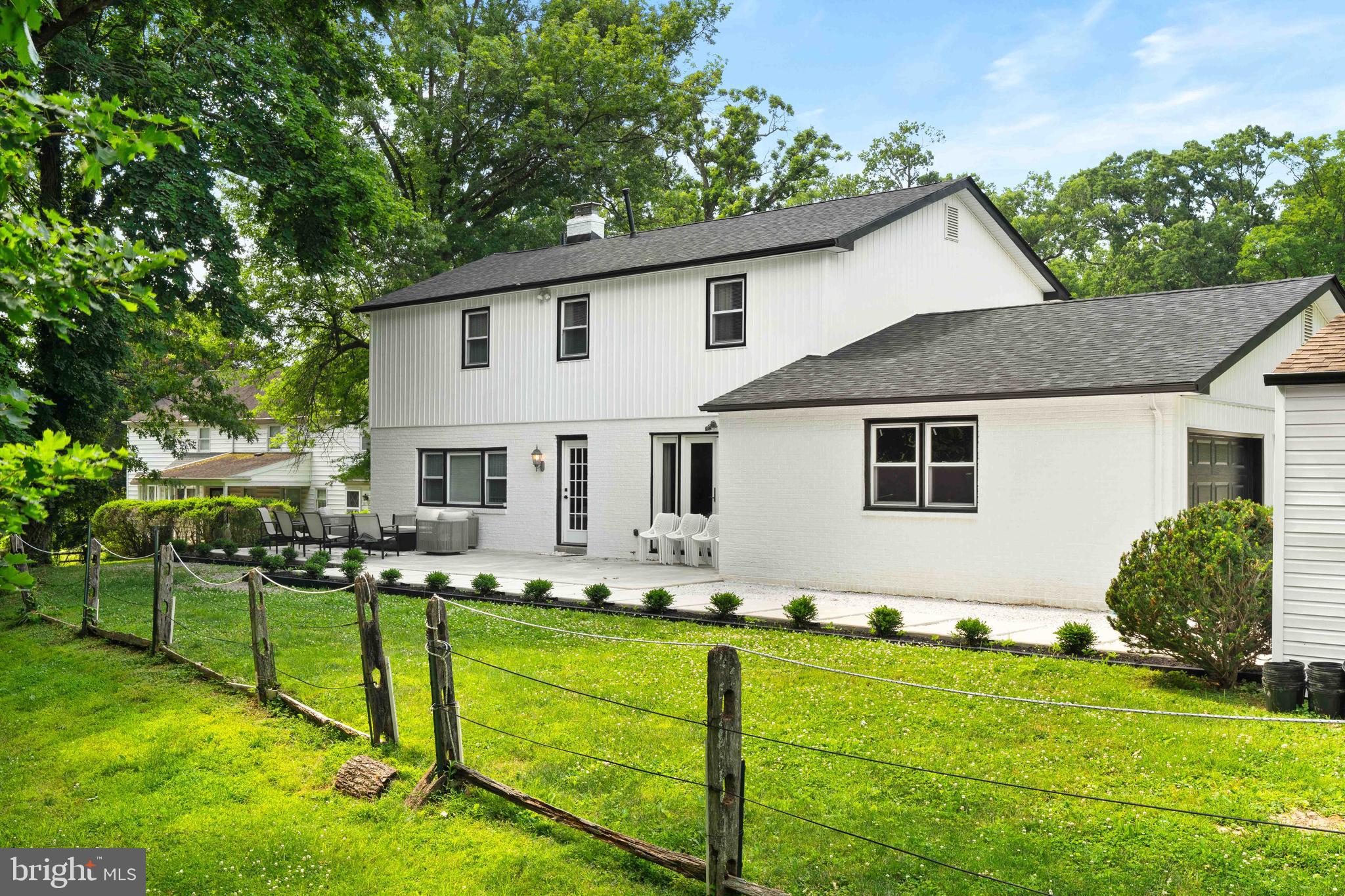 HUNTINGDON VALLEY - Residential