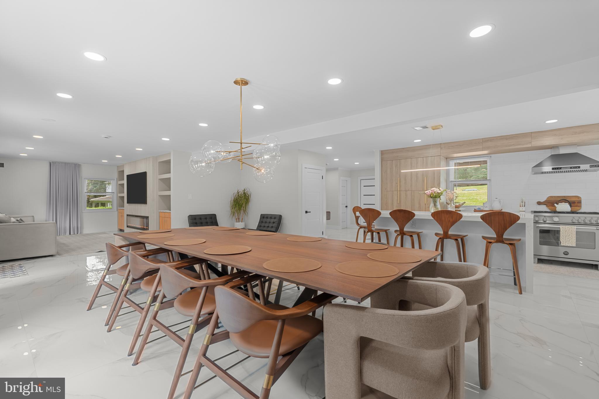 HUNTINGDON VALLEY - Residential