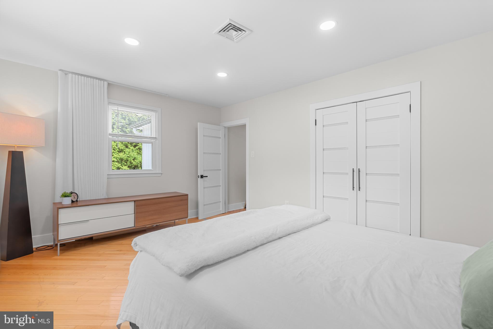 HUNTINGDON VALLEY - Residential