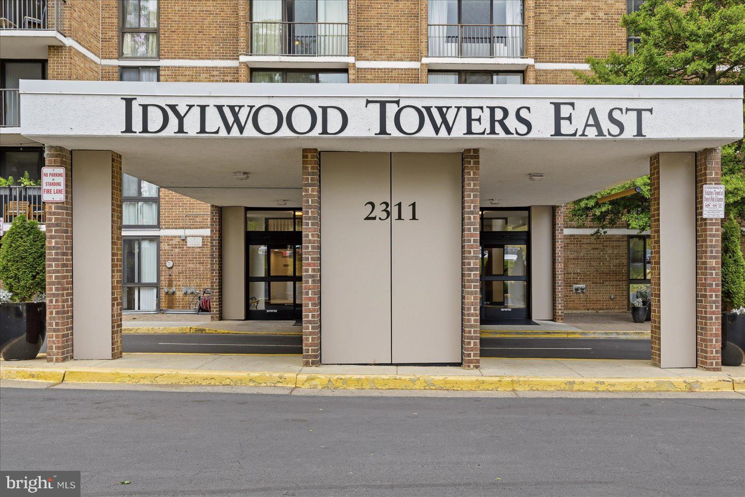 IDYLWOOD TOWERS CONDO - Residential