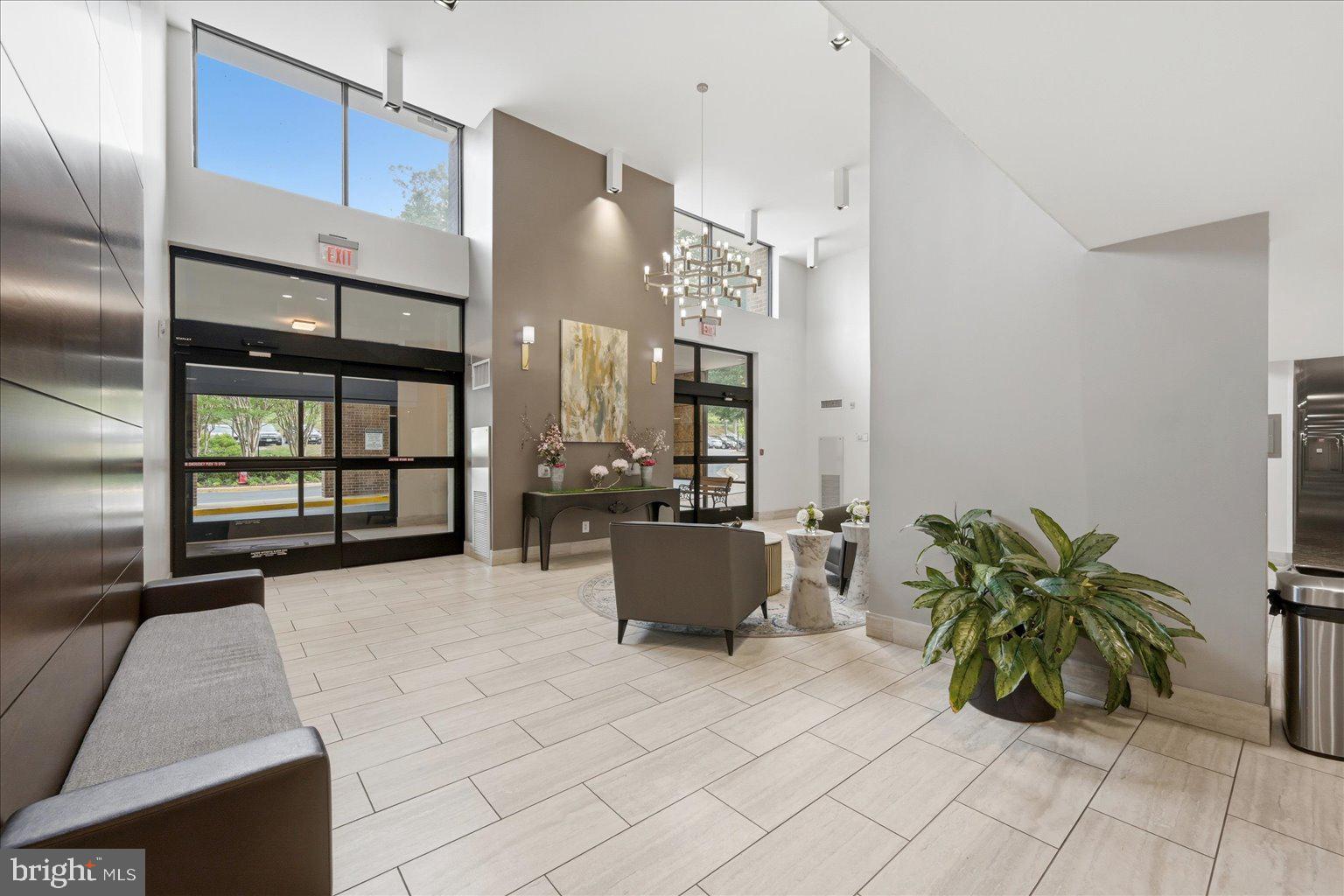 IDYLWOOD TOWERS CONDO - Residential