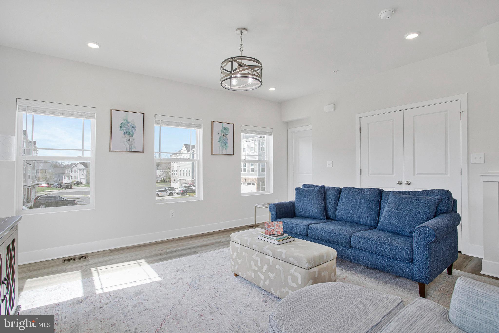 ESSEX - Residential