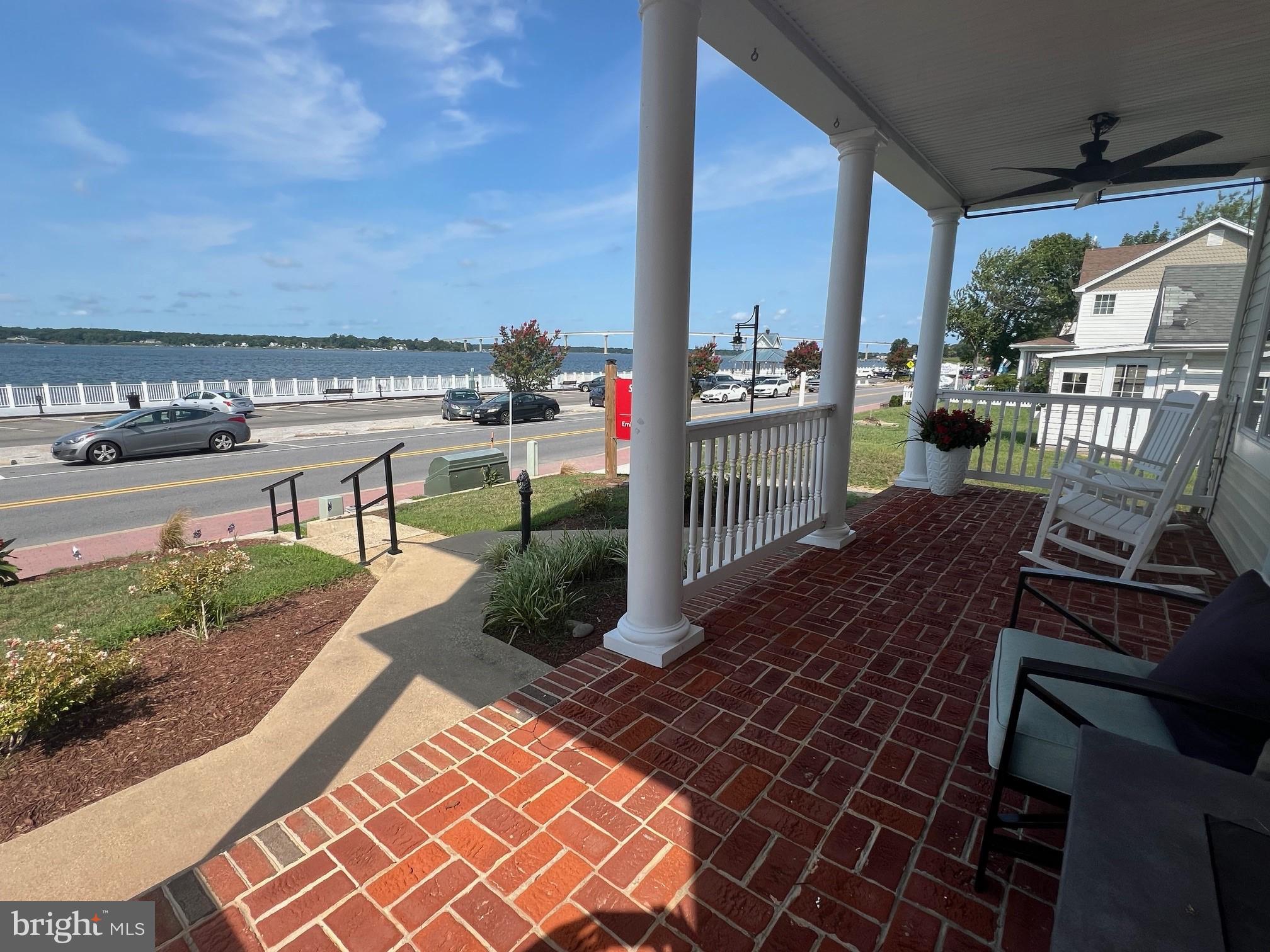 SOLOMONS ISLAND - Commercial Sale