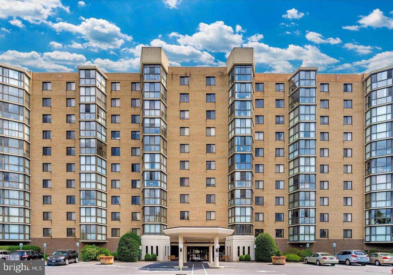 List price is Opening Bid at The Online Only Auction Sale to Be Held on The Auctioneers Website – Bidding begins Friday, July 10 at 2:00PM & ends Wednesday, June 15 at 2:00 PM. Located in the desirable Fairways North building of Leisure World, this freshly painted condominium offers approximately 1,115± square feet of comfortable living space with 2 bedrooms and 2 full baths. The thoughtfully designed floor plan features spacious living and dining areas, a bright kitchen, and an enclosed sunroom—perfect for enjoying your morning coffee or relaxing year-round. The primary suite includes a private bath and generous closet space, while the second bedroom and full bath provide flexibility for guests or a home office. The unit also includes a separate storage locker, providing valuable additional storage space.