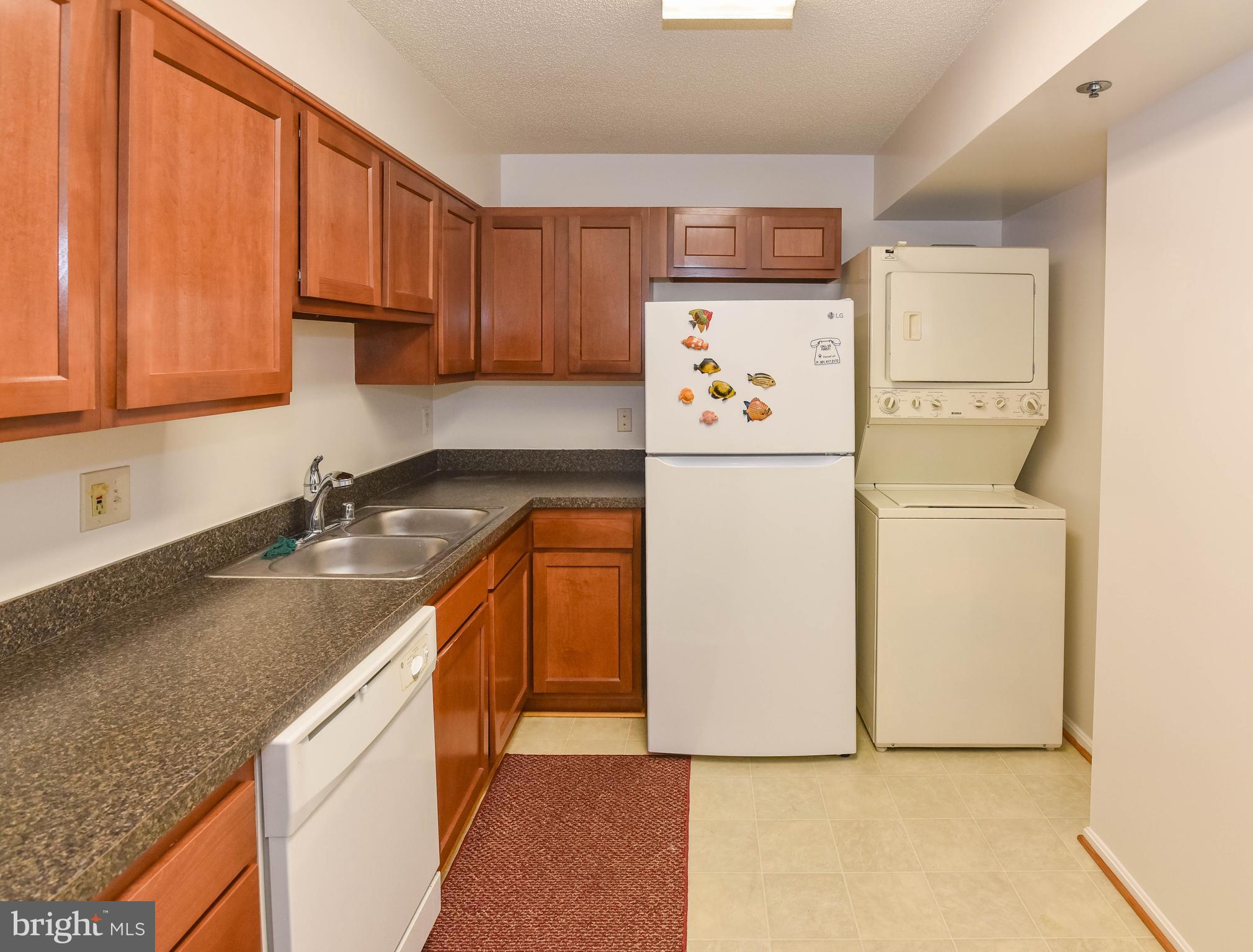 FAIRWAYS NORTH - Residential