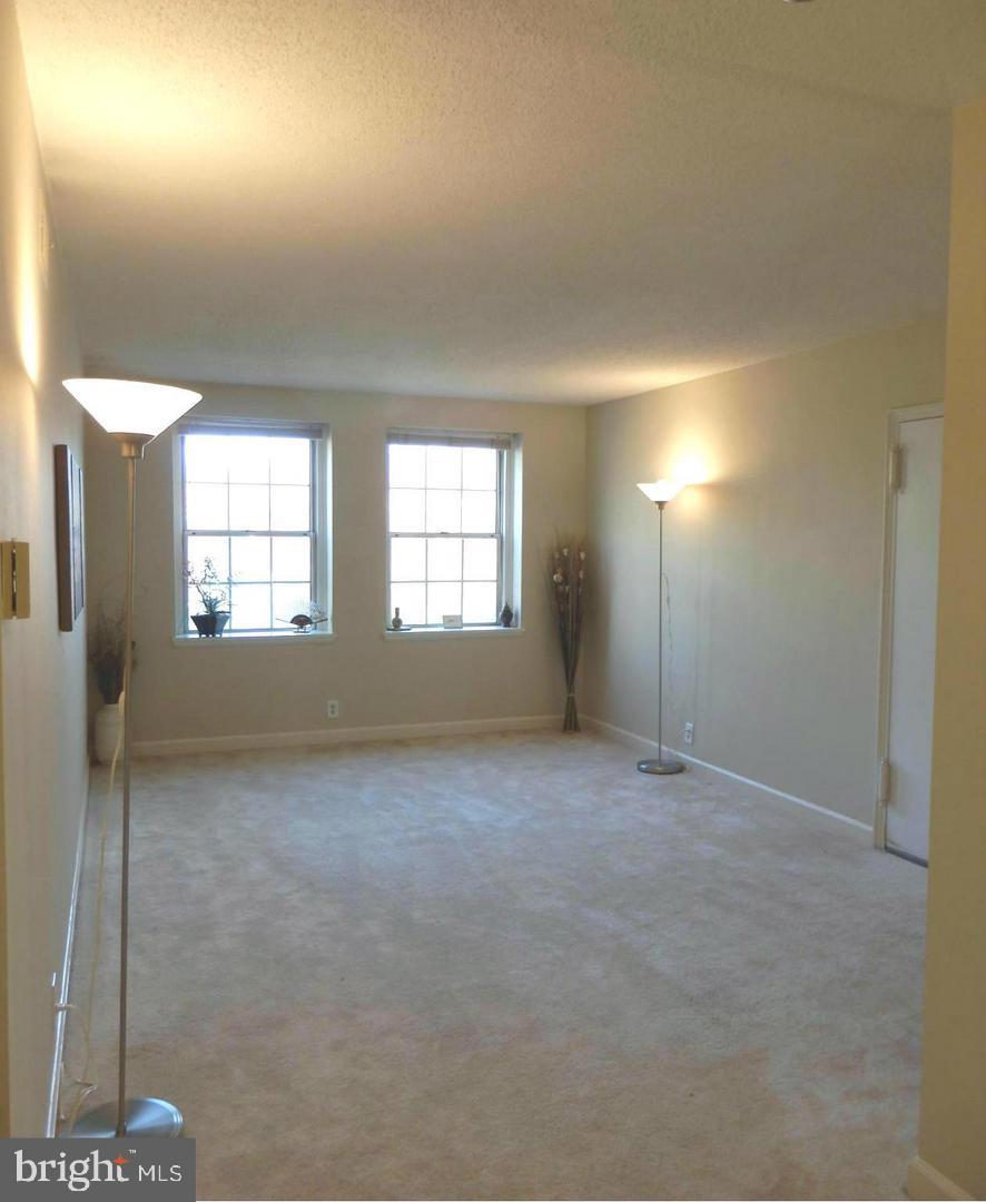 FAIRLINGTON VILLAGES - Residential