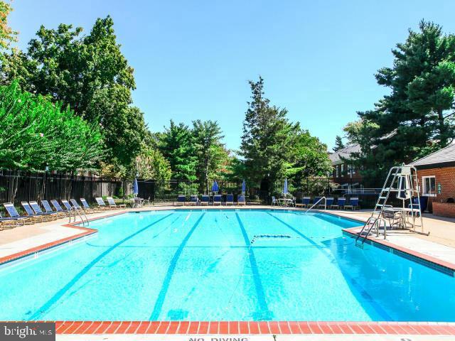 FAIRLINGTON VILLAGES - Residential