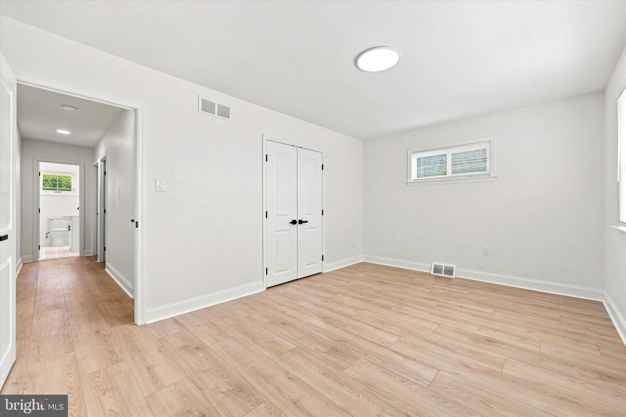GLENSIDE - Residential