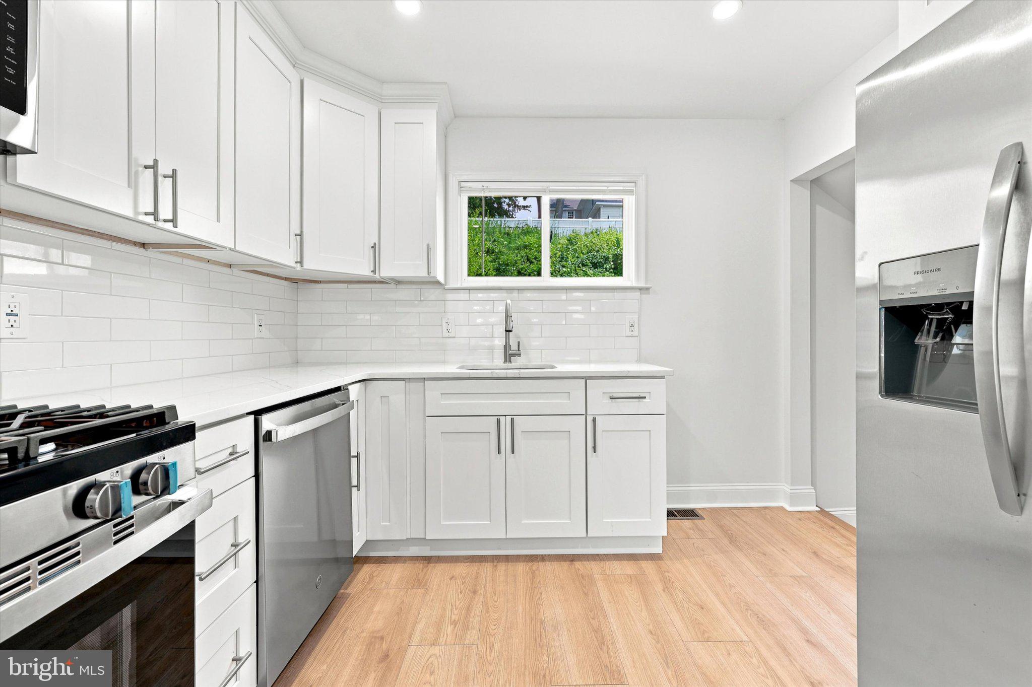 GLENSIDE - Residential